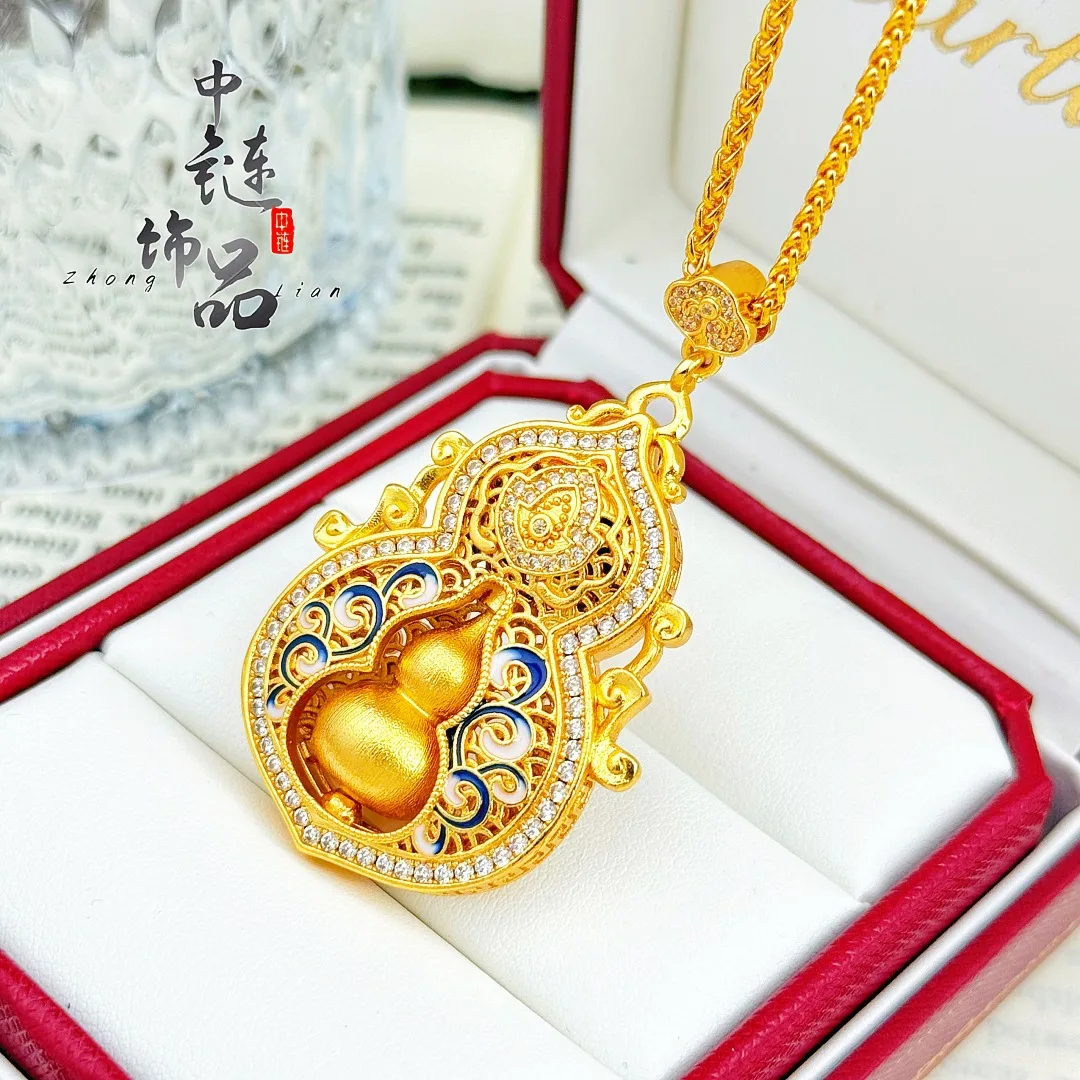 Diamond inlay drawing blue and white porcelain gourd pendant new Chinese style rotating life four beautiful gourd 9999gold