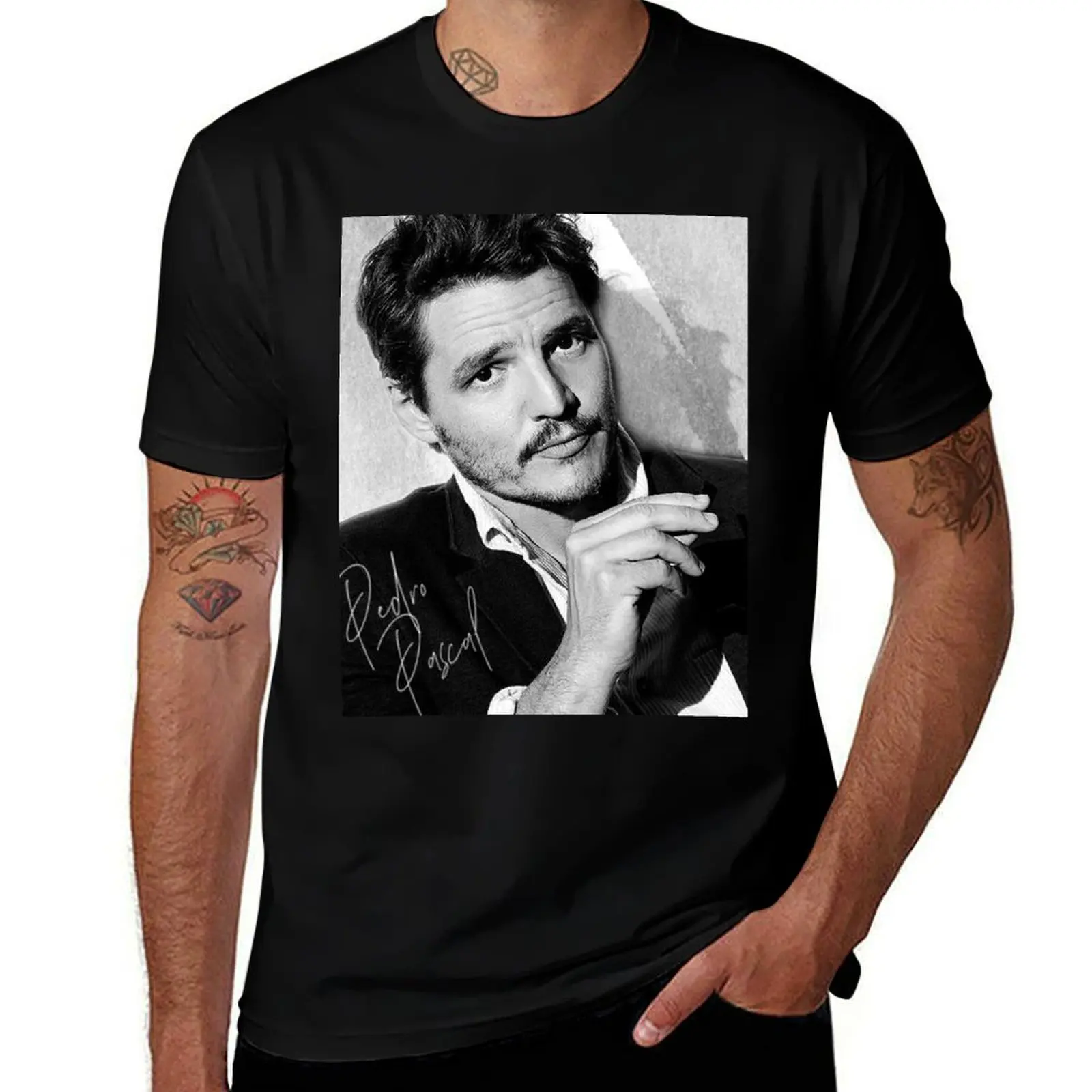 

Pedro Pascal - BW III T-Shirt topping summer shirt cotton graphic tees mens graphic t-shirts big and tall