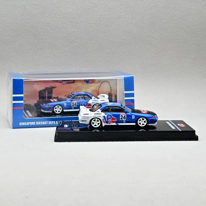 INNO 1/64 GTR32 IAM 2024 singapour véhicule à moteur en alliage limité jouet en métal moulé sous pression modèle Collection cadeaux de noël pour garçon