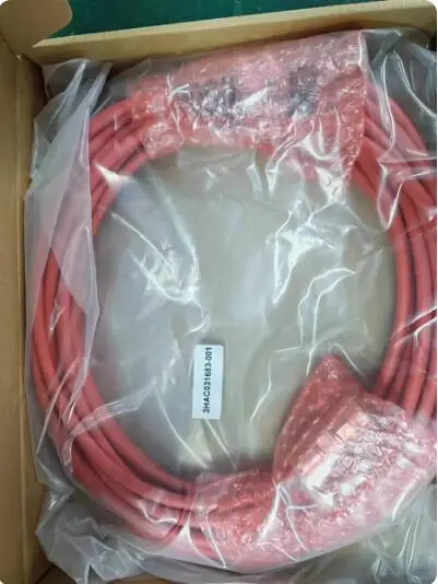 Robot SxTPU3 Teaching Pendant 3HAC028357-001 Cable 3HAC031683-001