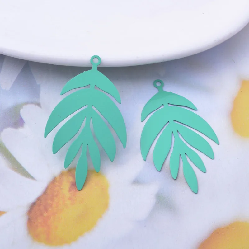 30 Stück AB7017 24*40mm Bemalte Messing-Violett-Fluoreszenz-Blatt-Anhänger für DIY-Schmuck und Ohrringe – Detail 8