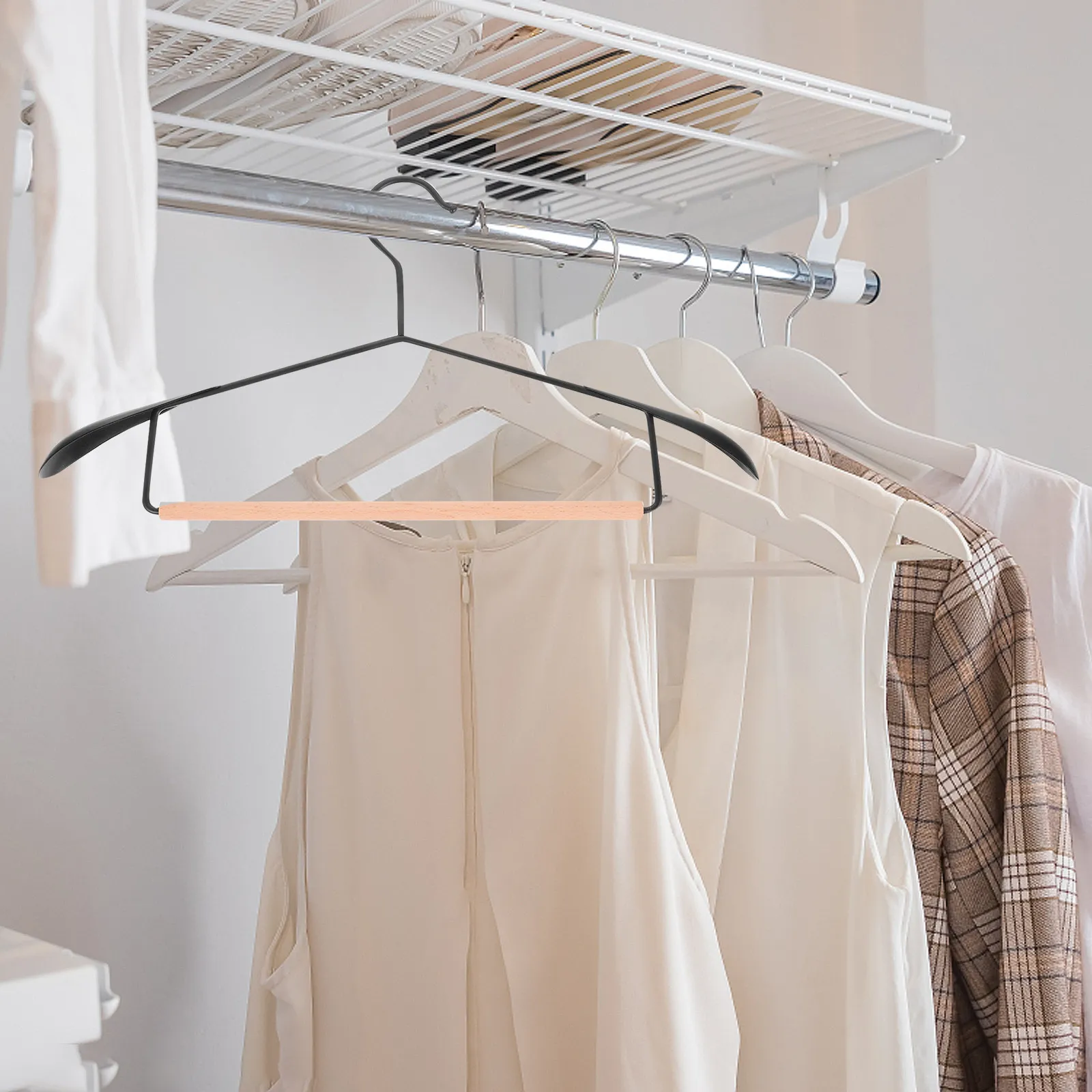 

Набор из 5 прочных многофункциональных вешалок для одежды с широкими плечиками из железа и дерева для зимних вещей, органайзер для хранения в шкафу