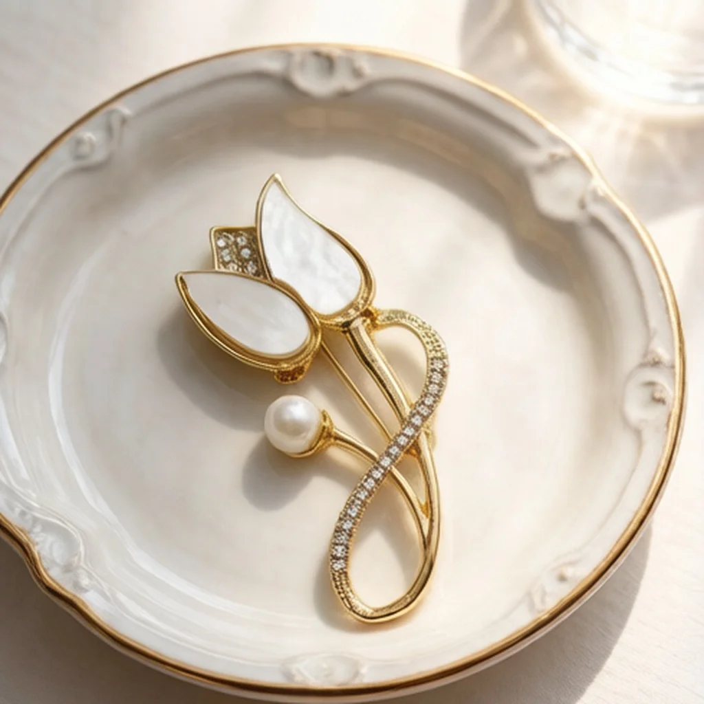 New Anti-Exposure Accessory, French Style, Best Pairing, Metal Shoe Badge, Corsage, Lapel Pin, European Retro Themed Brooch, Personalized Pin, Shoe Badge, DIY Tie Accessory, Women's Suit Pin, Decorative Buckle, Commuter Badge, Scarf Clip, Business Banquet Brooch, Elegant Accessory