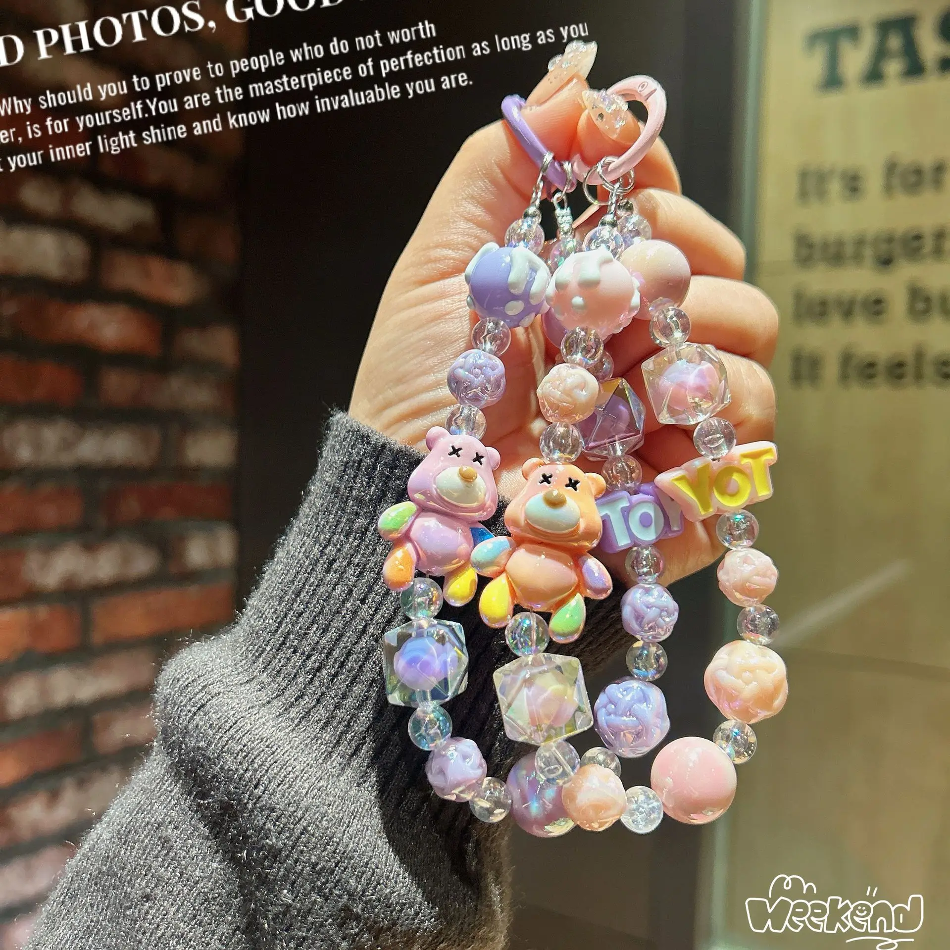 1-5PSC New cartoon mobile phone charm: Hand-painted violent bear bead string phone accessory, suitable for bags and car key ring