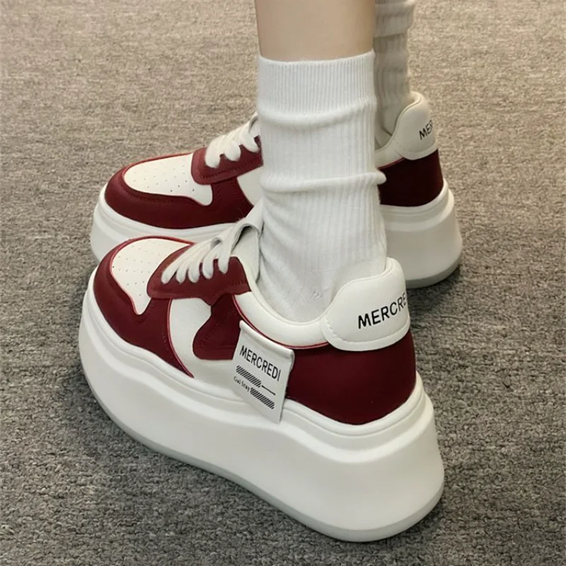 Women'S Shoes Red Bottoms - รองเท้าผ้าใบแฟชั่นผู้หญิง พื้นหนา รองเท้าแบบวัลคาไนซ์ รองเท้าส้นตึกสีแดง รองเท้าลำลองสไตล์สาวมหาวิทยาลัย รองเท้าเดินสบายๆ