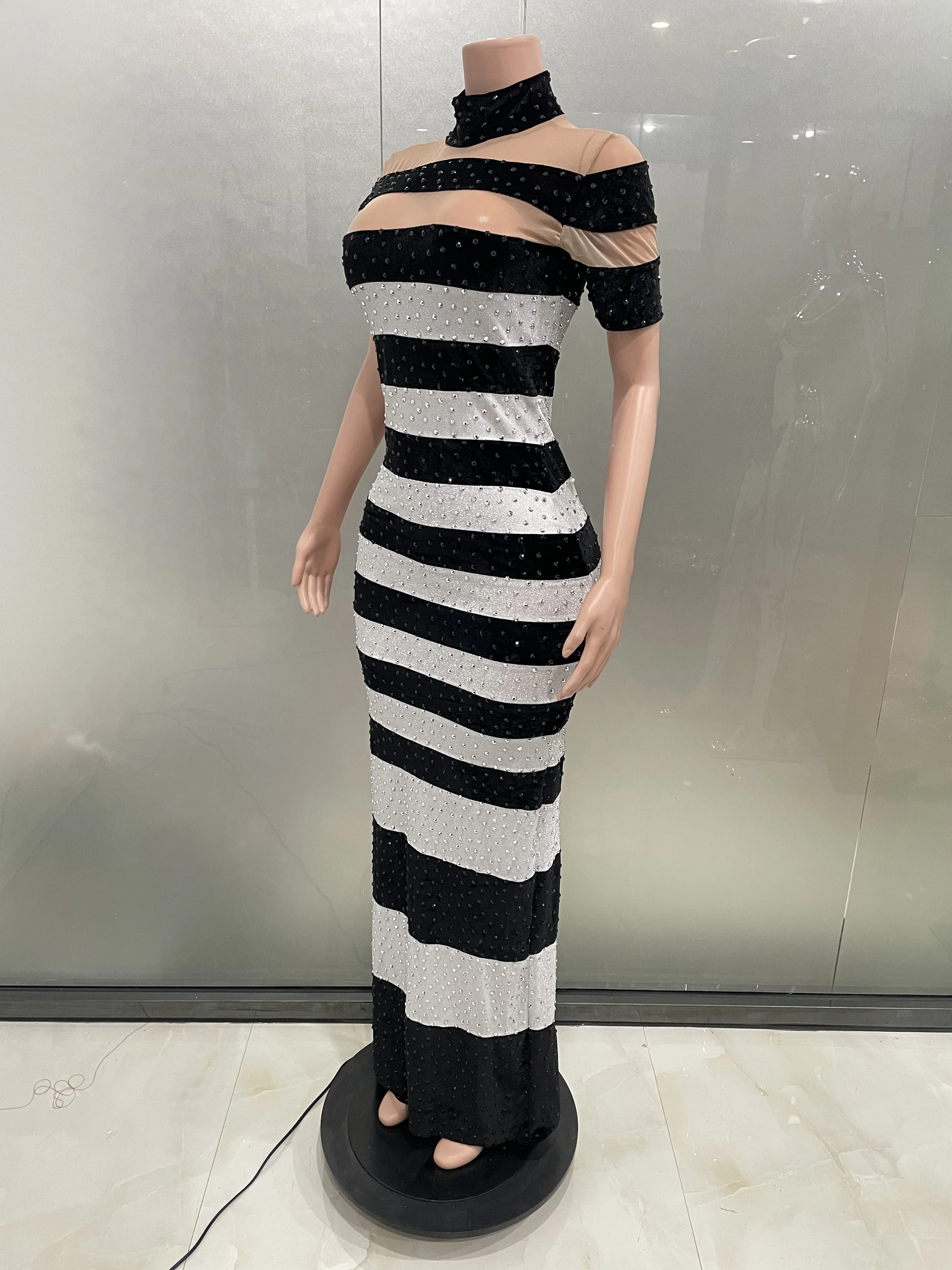 Sexy Shining Rhinestones Stripe Dress 2025 Women Birthday Evening Party Bar Nightclub DJ Singer Dancer Stage Performance Costume