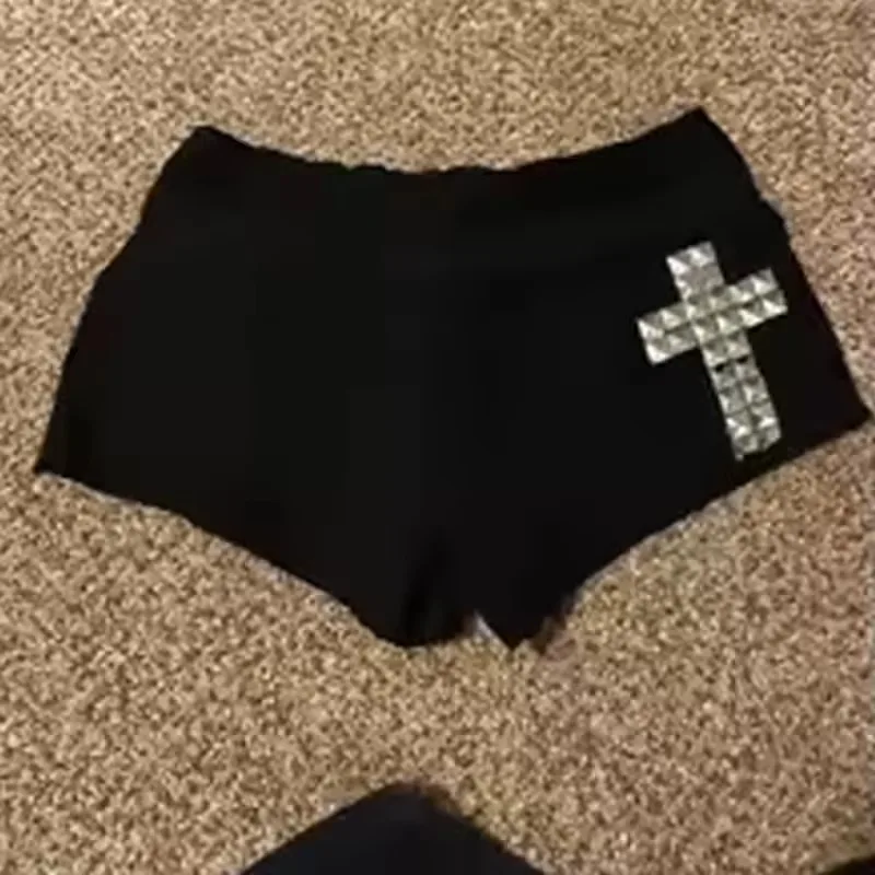 กางเกงขาสั้น Y2K ดีไซน์หมุด ฮิปฮอป สตรีทแวร์ พังก์ ฮอตแพนท์ ย้อนยุค ไม่ซ้ำใคร อีโม สาวฮอต กรันจ์ แฟชั่น