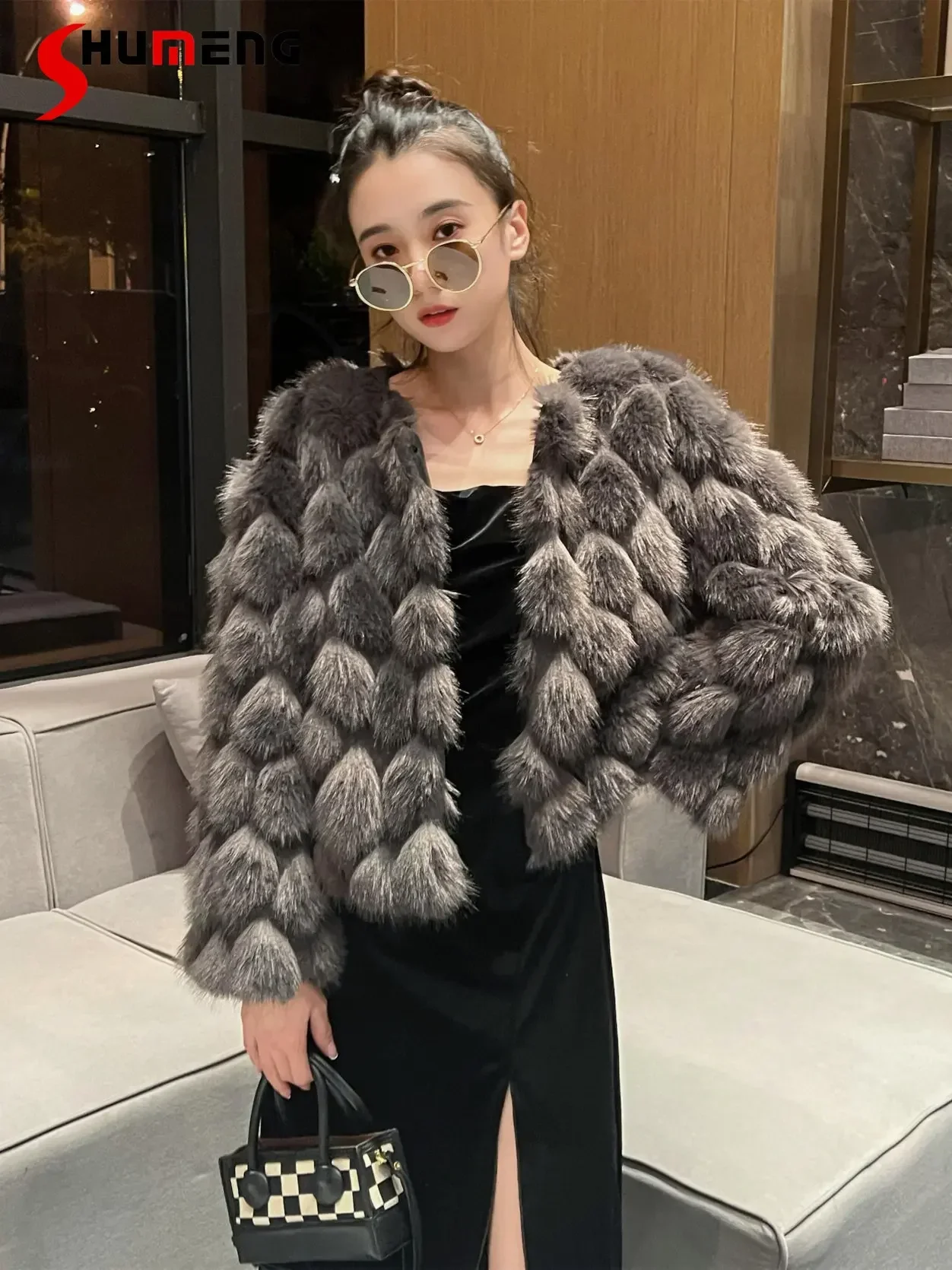 

Autumn and Winter New Korean Style Faux Fox Fur Coat Women's Long Sleeve Short Round Neck Clothes Solid Color Raccoon Fur Coat