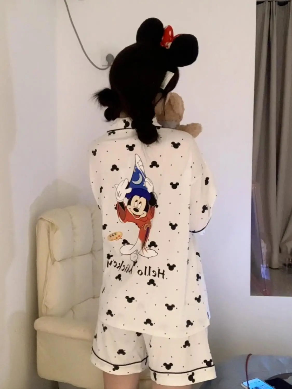 

Новый стиль: Женский легкий пижамный комплект с V-образным вырезом и короткими рукавами, в рубчик, для весны и осени. Мягкая и удобная домашняя одежда для сна и отдыха.