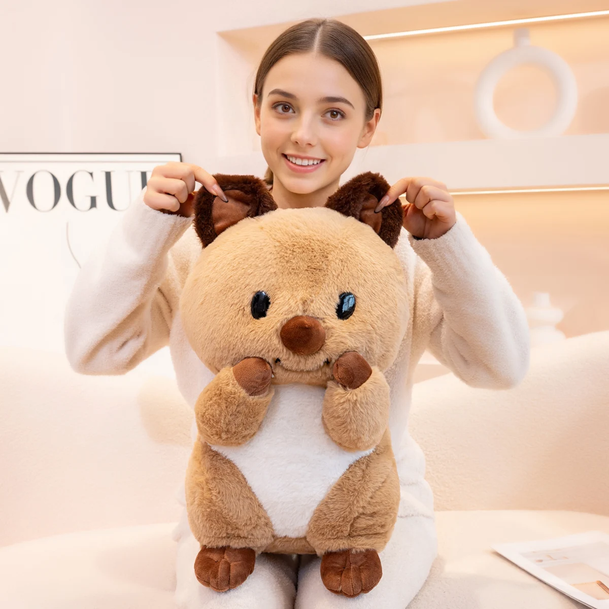 

A soft and cute rabbit fur short-tailed kangaroo plush toy doll pillow, a plush mouse doll for home decoration, a birthday gift