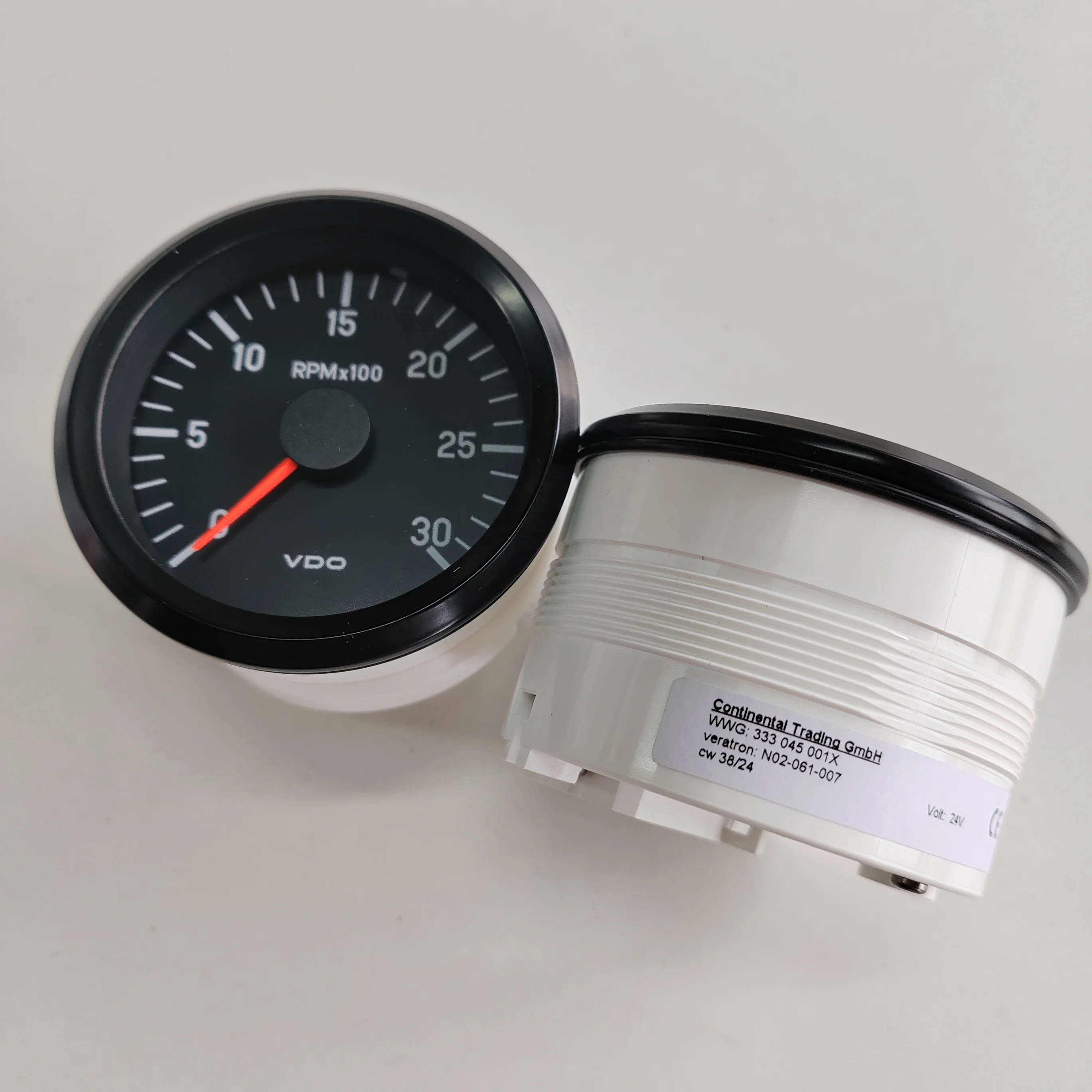 TLF Genuine VDO Tachometer 333 045 001X Cockpit International Tachometer 3.000 RPM 80mm 24V 333045001