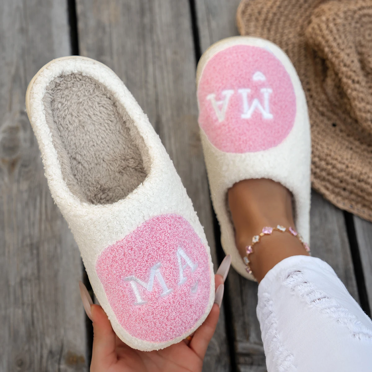 الشتاء داخلي ماما هدية المرأة النعال تطريز أنيق لينة وحيد غرفة نوم مريح المضادة للانزلاق لطيف المنزل الدافئة الفتاة أفخم الأحذية #5