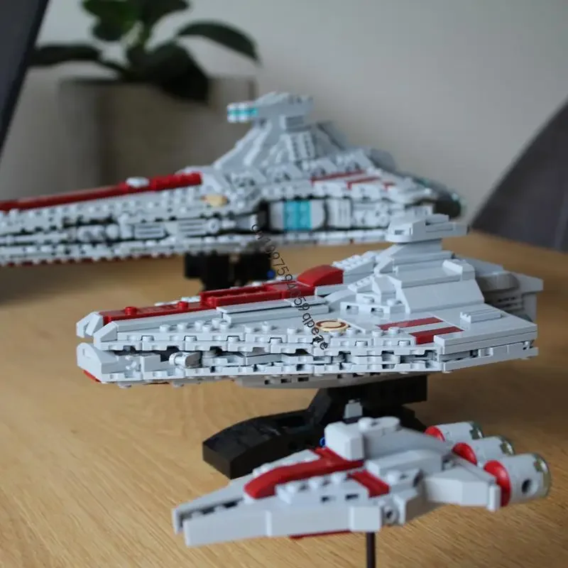 Novo 538 pçs famoso estrela batalha filme moc acclamator navio de assalto modelo diy ideias criativas brinquedo da criança presentes aniversário quebra-cabeças personalizados