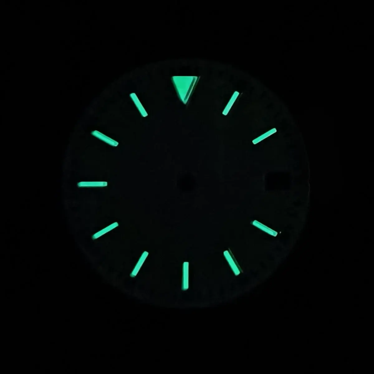 28.5MM Diameter Watch Dial green Luminous Dial for NH35/NH36 Watch Movement Accessories Watch Parts For Wristwatches