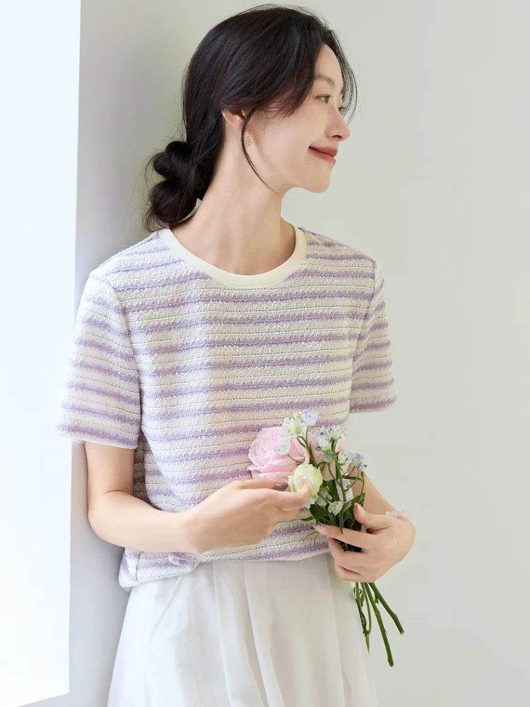 

SENTUBILA Summer Woman Striped Short Sleeve Knitted Ladies T-shirt 2025 New Elegant Round Neck Female Tees Tops Mujer 152T59224