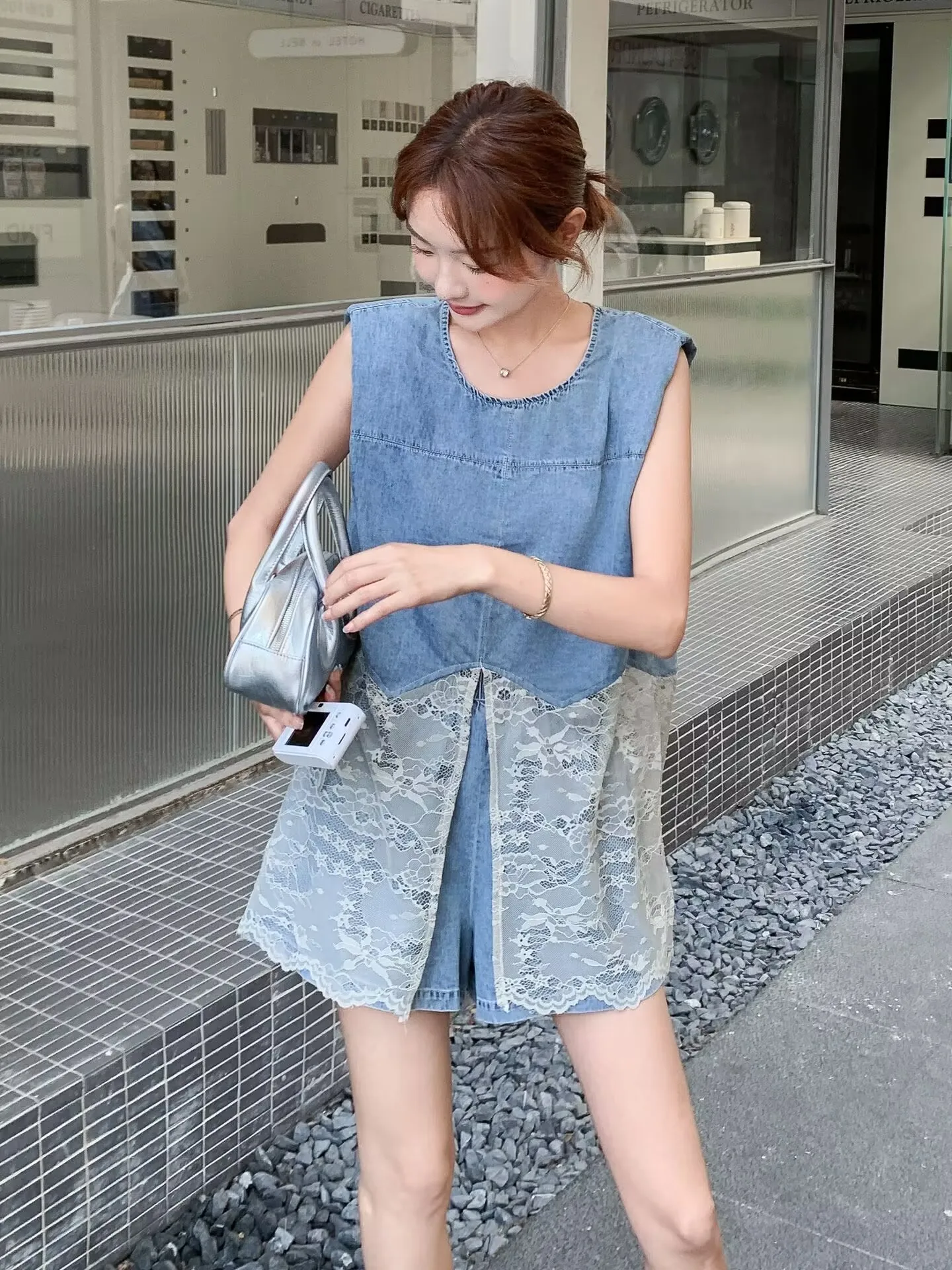 Lace Patchwork Sleeveless Denim Top And Shorts Set For Women In Summer 2026, New Korean Commuting style, Slimming Two-Piece Set