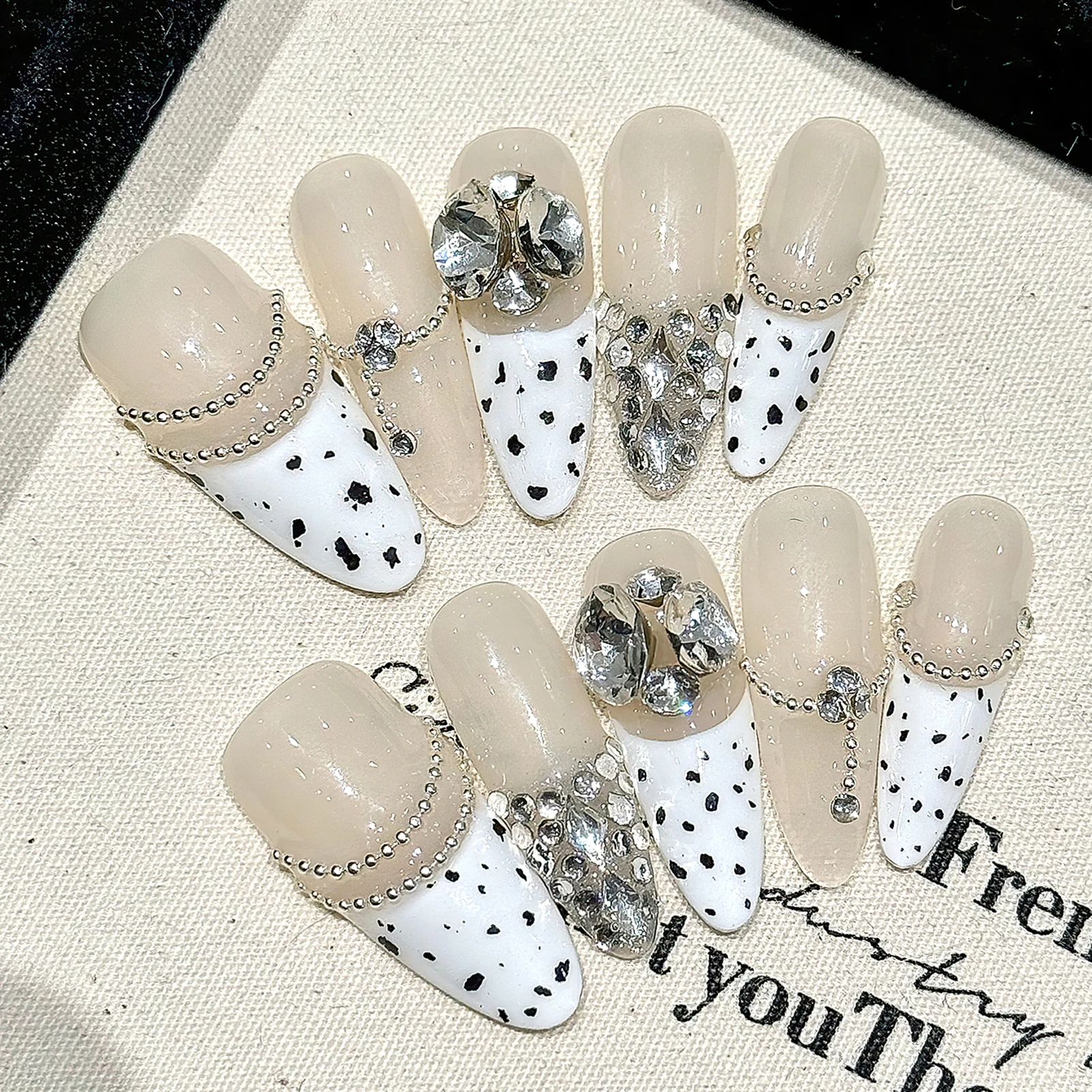 10 Uds. De uñas postizas con lazo de leopardo y ojo de gato, uñas postizas con mariposa, diamantes de imitación, elipse, almendra, uñas postizas para mujer, manicura DIY