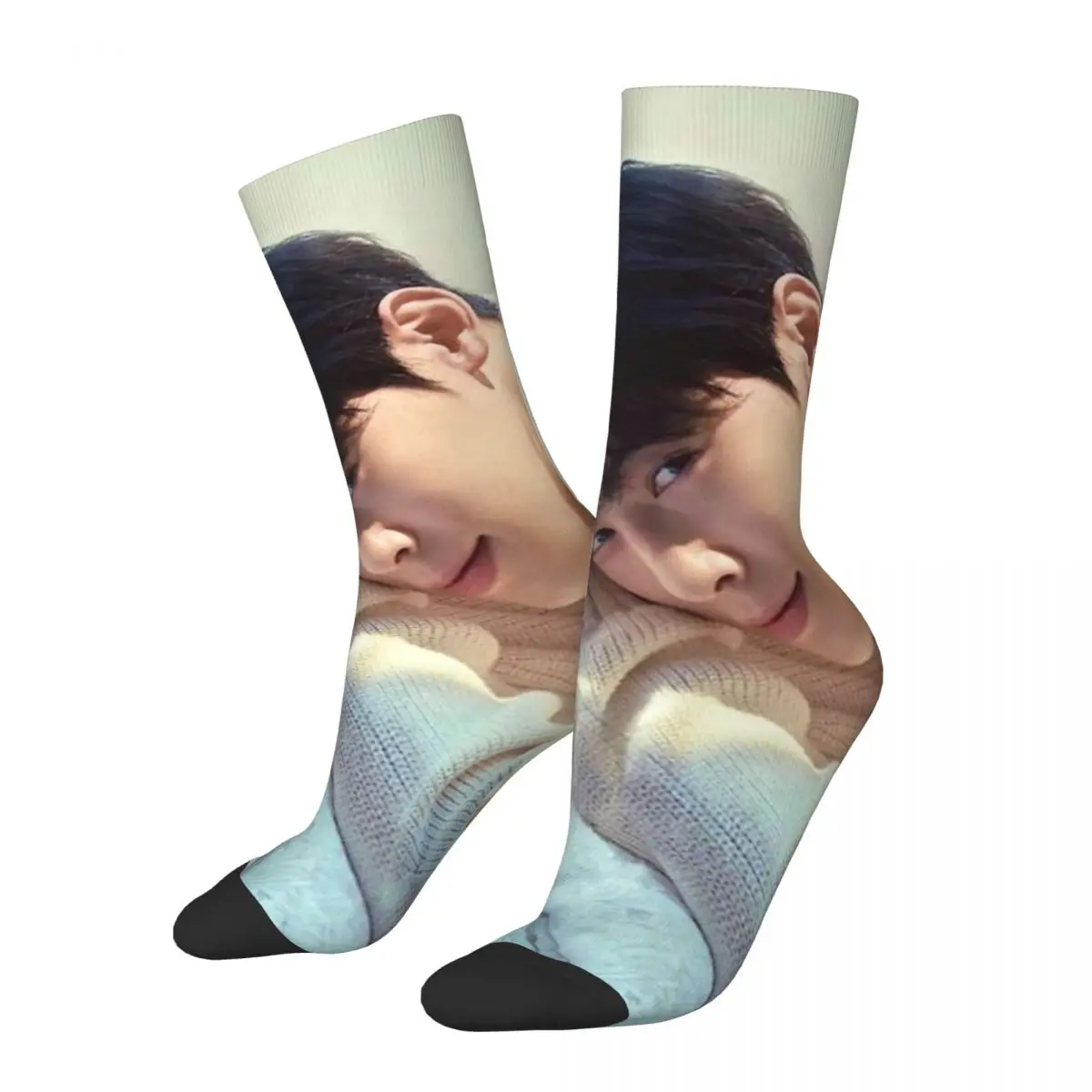 Men Women CHA EUN WOO Kpop ASTRO Socks Warm Casual Socks Harajuku Merchandise Middle Tube Socks Amazing Gift