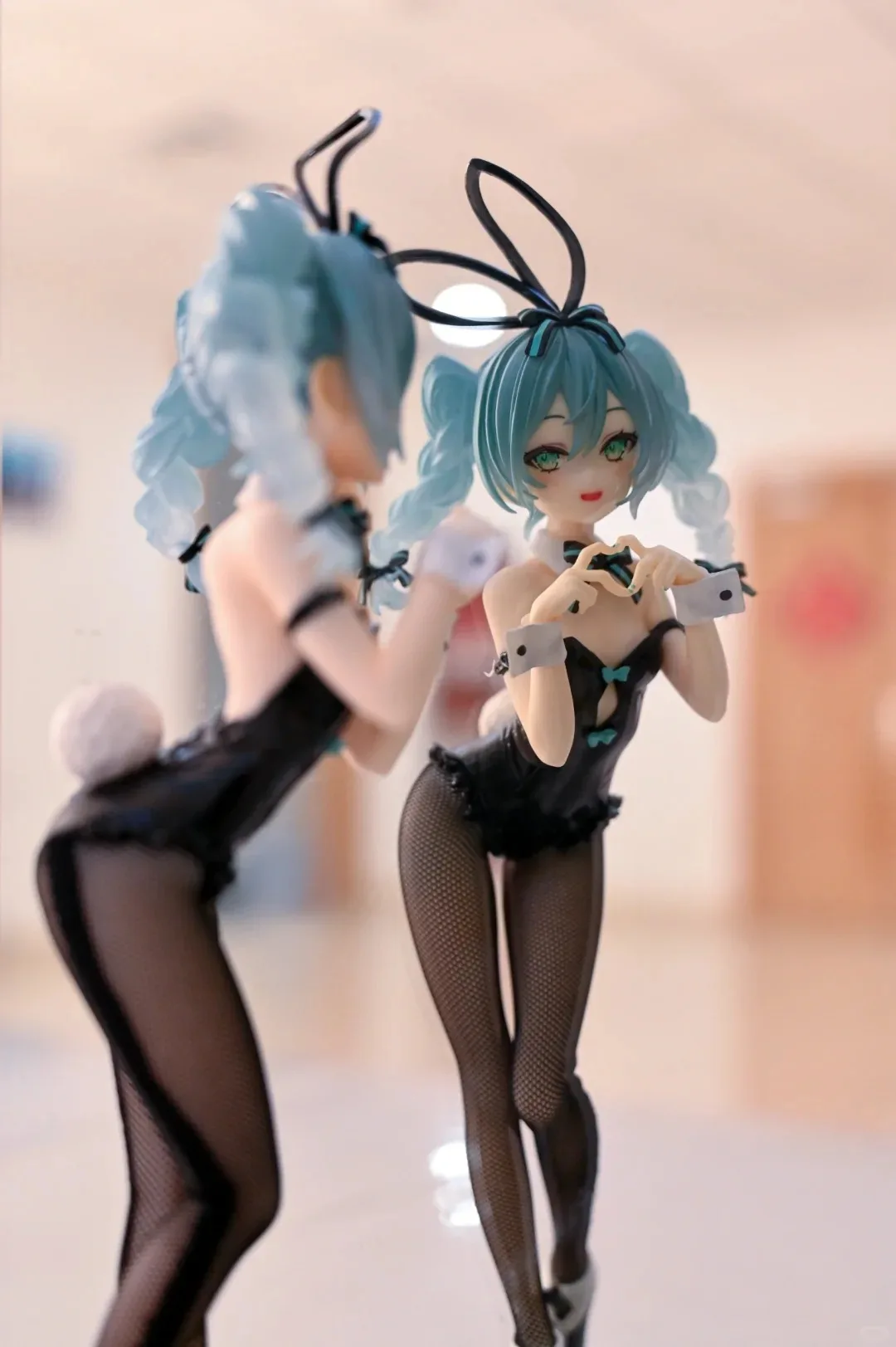 hatsune-miku-figura-de-anime-conejo-chica-kawaii-modelo-muneca-genuina-en-stock-accion-anime-miku-figura-modelo-juguete-colgante-coleccionable