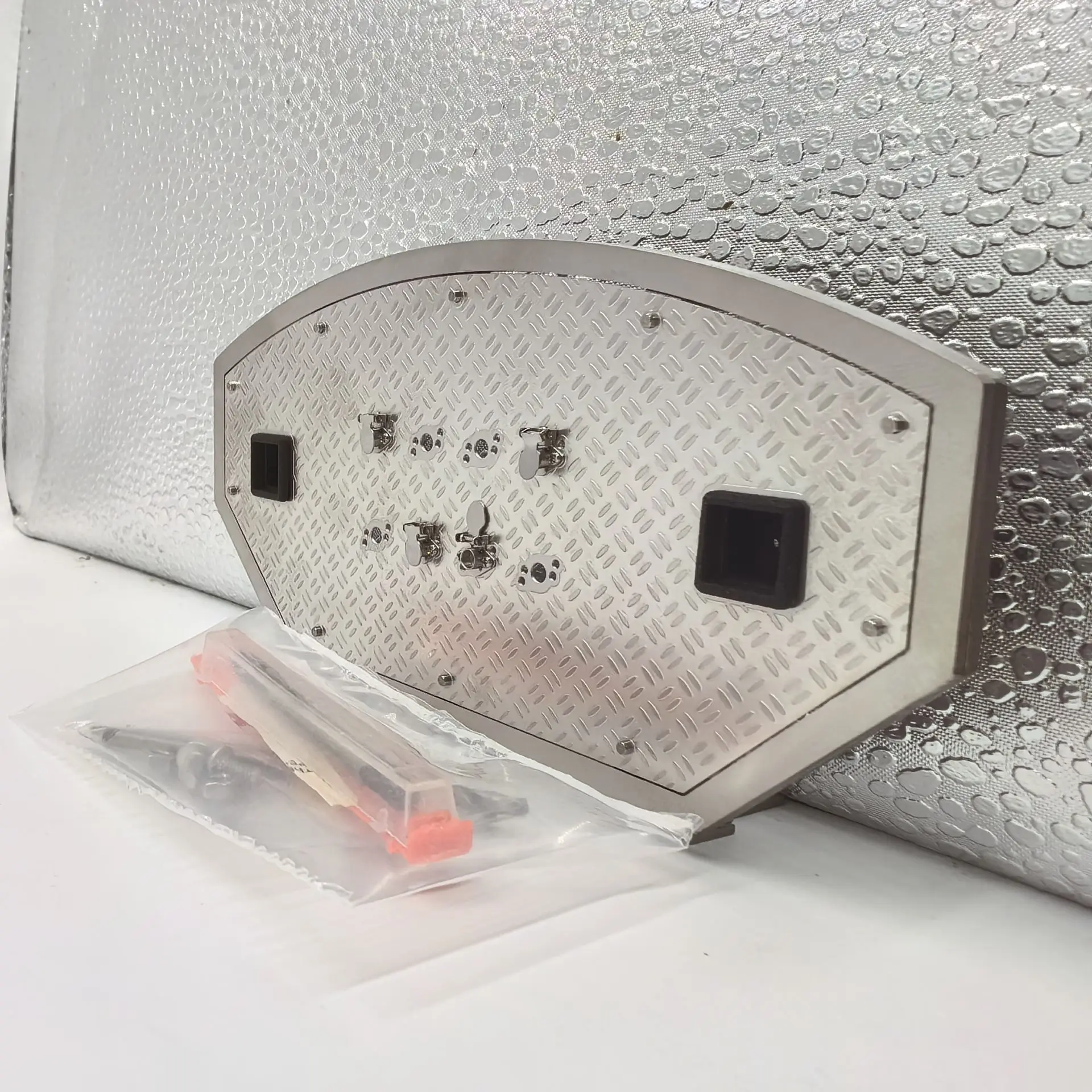 

Scaleclub Model 1/14 For Tamiya Tractor Truck Euro Truck Style Metal Air Tube Frame Rear Decoration Panel