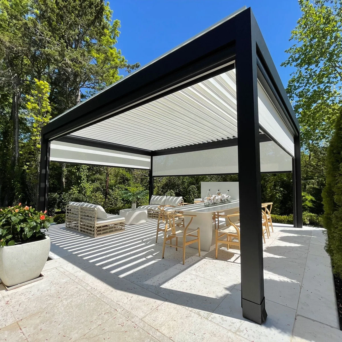 Customizable Motorized Aluminum Louvered Pergola Automatic Bioclimatic Balcony Patio Cover Backyard Outdoor Kitchen LED