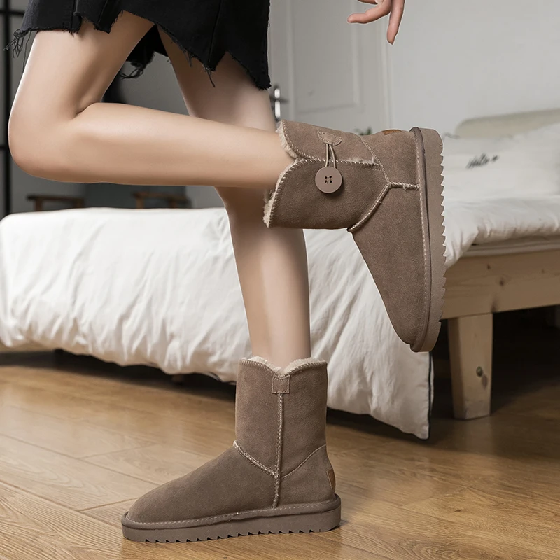 

Men’s Winter Outdoor Boots, Hanukkah Festival Ready, Thick Lined Calf, Anti-Skid Soles, Breathable for Snow Adventures