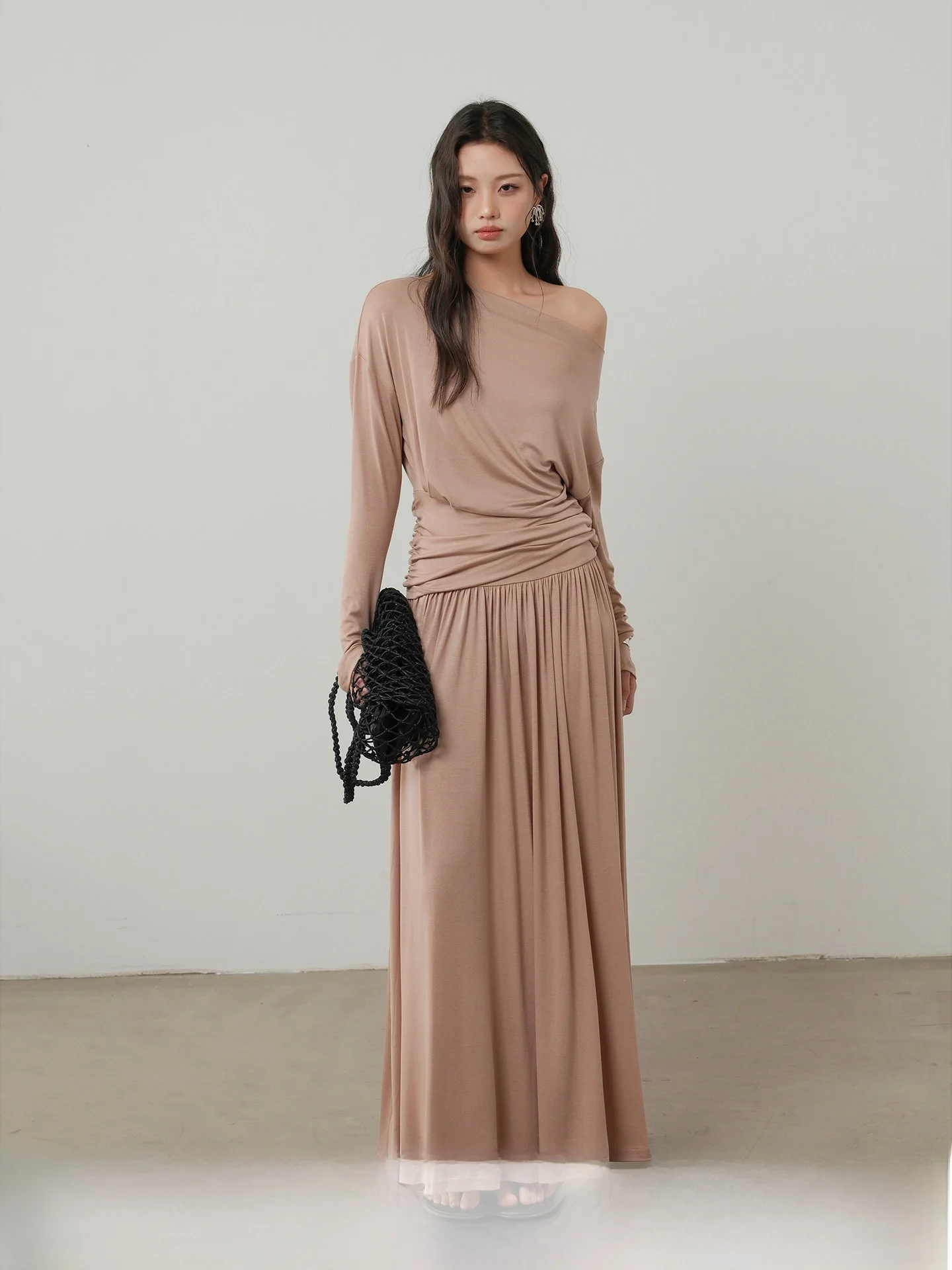 

MUCCHIC Musique Goddess Silk Wool Top Half-length Skirt Two-piece Set Women's Fashion Spring Summer Casual Elastic Lightweigh...