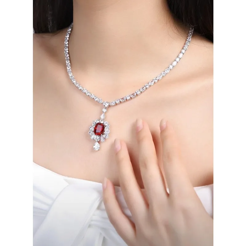 Ruihe 2023 New Gemstone Jewelry 925 Sterling Silver 7.05 Ct Lab Grown Created Ruby Pendant Necklace Women  Wedding Banquet Gifts