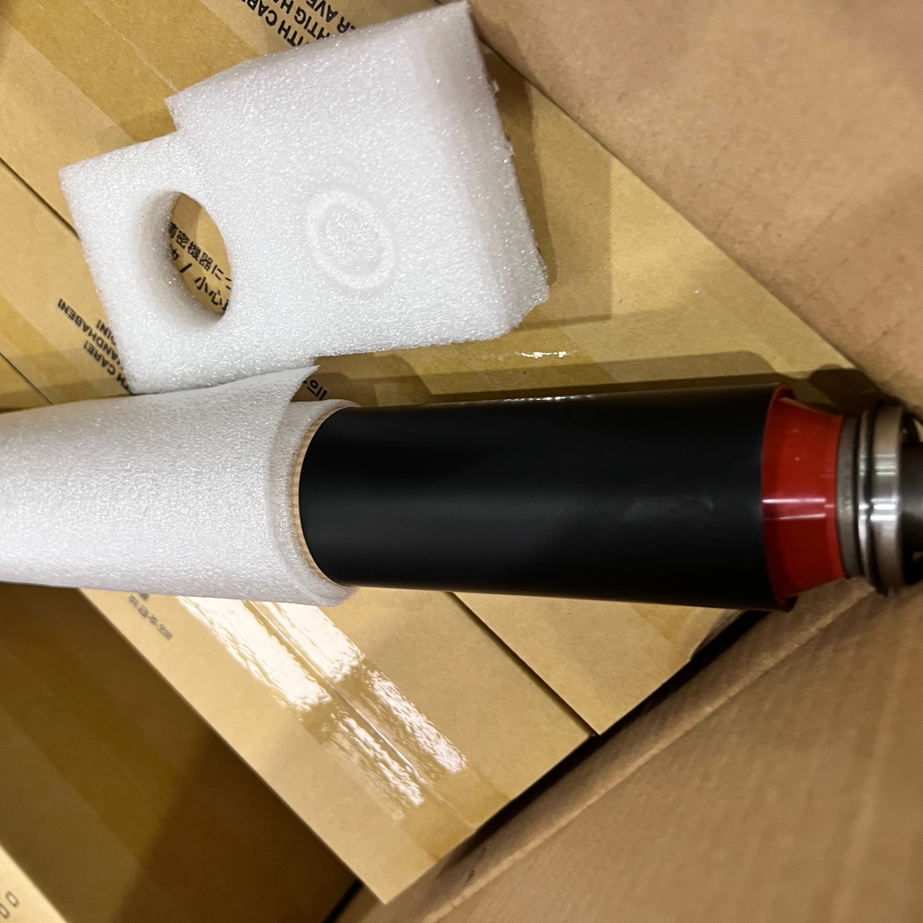 

1pcs. Original quality V180 Lower Fuser Roller for Xerox Versant 180 80 2100 3100 V80 V2100 V3100 Pressure roller 059K81320