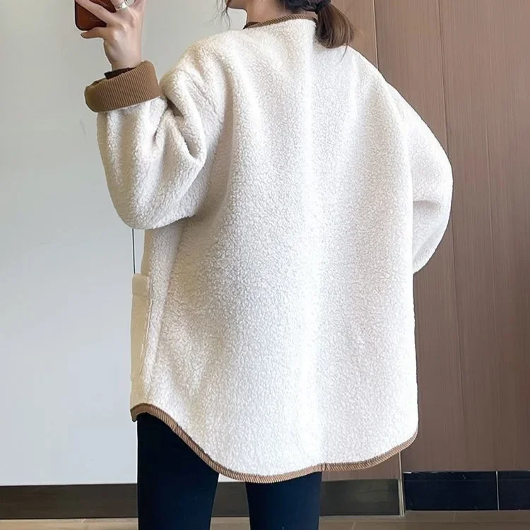 المرأة قصيرة سميكة فرو الضأن سترة الخريف الشتاء نمط جديد اسم سيدة الرجعية الراقية الشعور البيسبول معطف أعلى #4