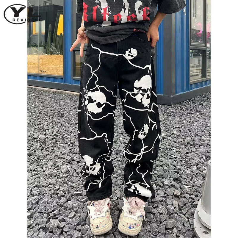 Celana jins lurus Hip Hop pria, celana Denim ukuran besar, celana Gotik Punk musim semi, celana lurus kasual motif tengkorak, celana jins cuci jalan Hip Hop