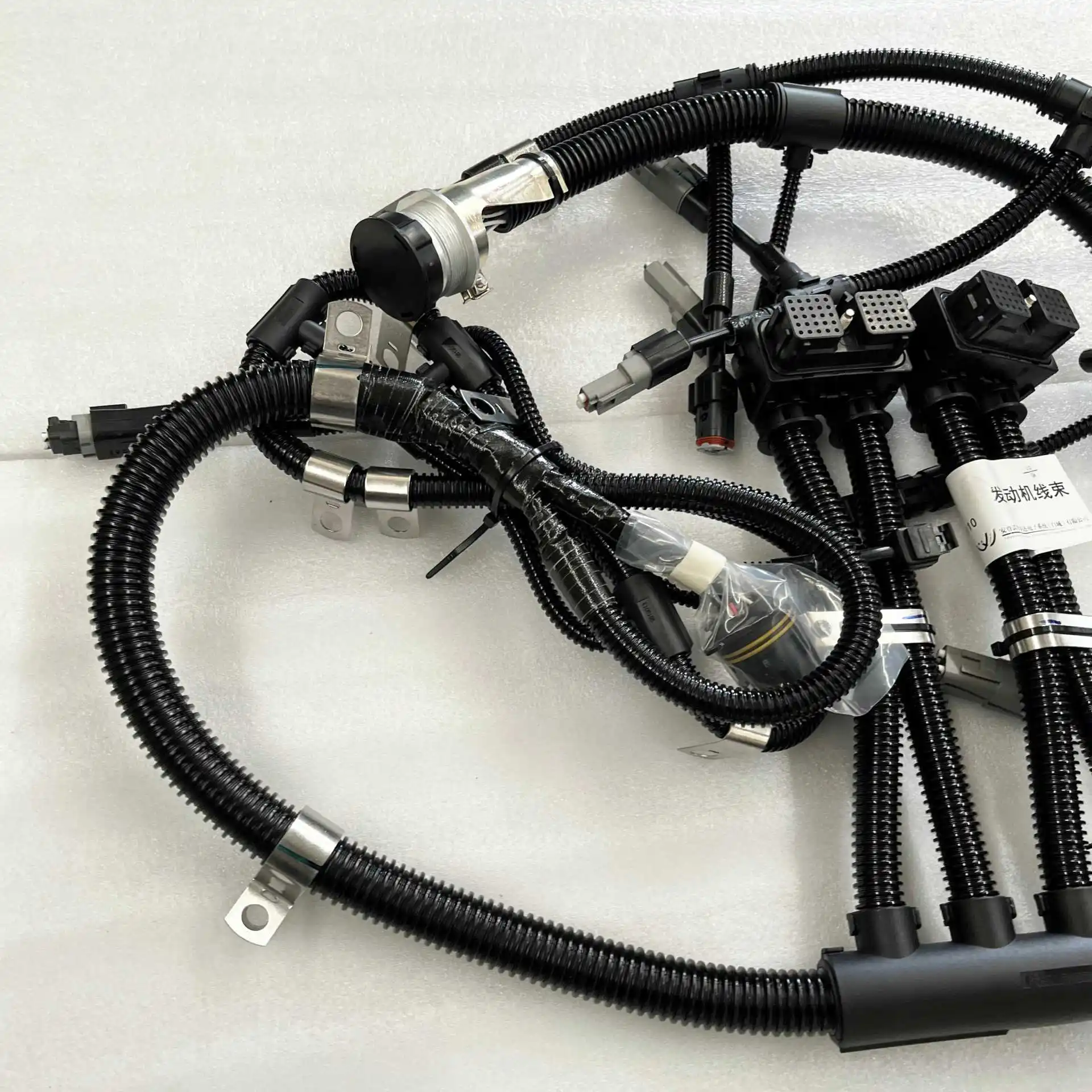 

Fully Compatible forCummins Engine Electrical System Accessories Harness 2864516 2866153 2870474 2870611 2870654 2870655 2870658