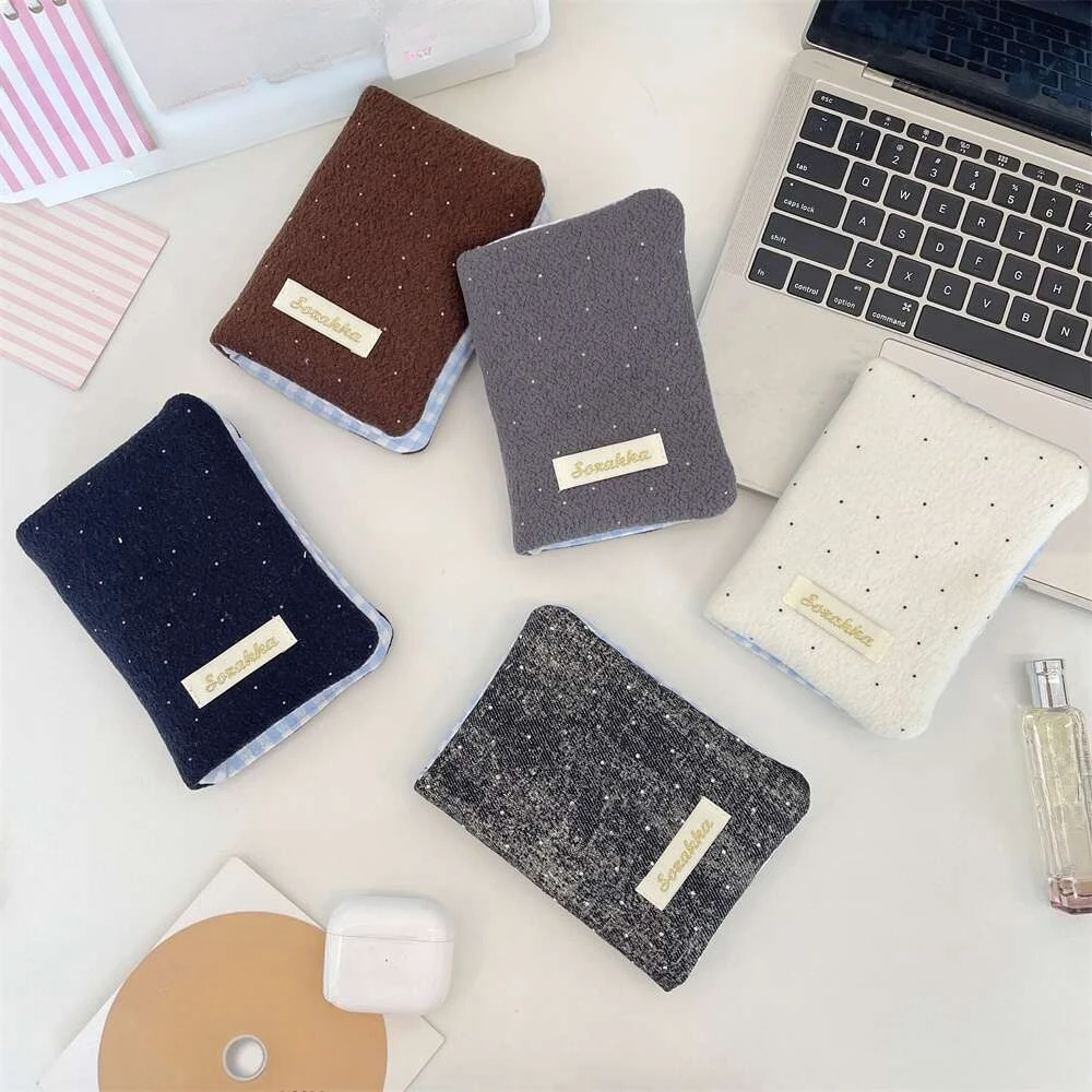 

Retro Dot Print Women Passport Cover Fashion Credit Card Purse Passport Holder Travel Ticket Organizer Case Wallet for Girl