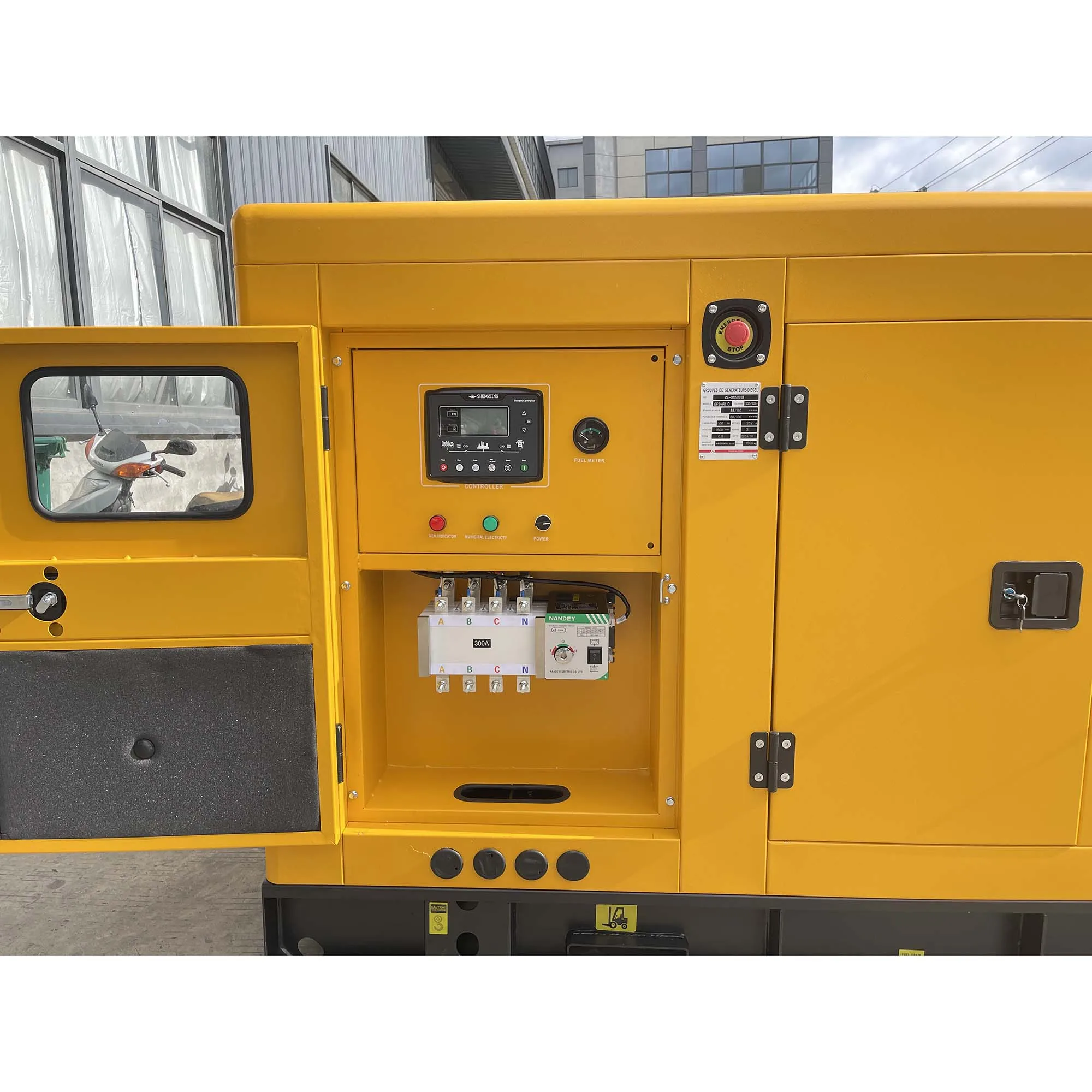 مجموعة مولدات Stby 220 فولت/380 فولت عالية الجودة 125 KVA 125KVA 100KW 100 KW مولد ديزل صامت لعمليات التعدين