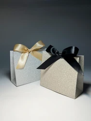 Glittering Candy Box Paper Christmas Gift Packaging Boxes with Ribbon for Wedding Favors and Birthday Party Decorations