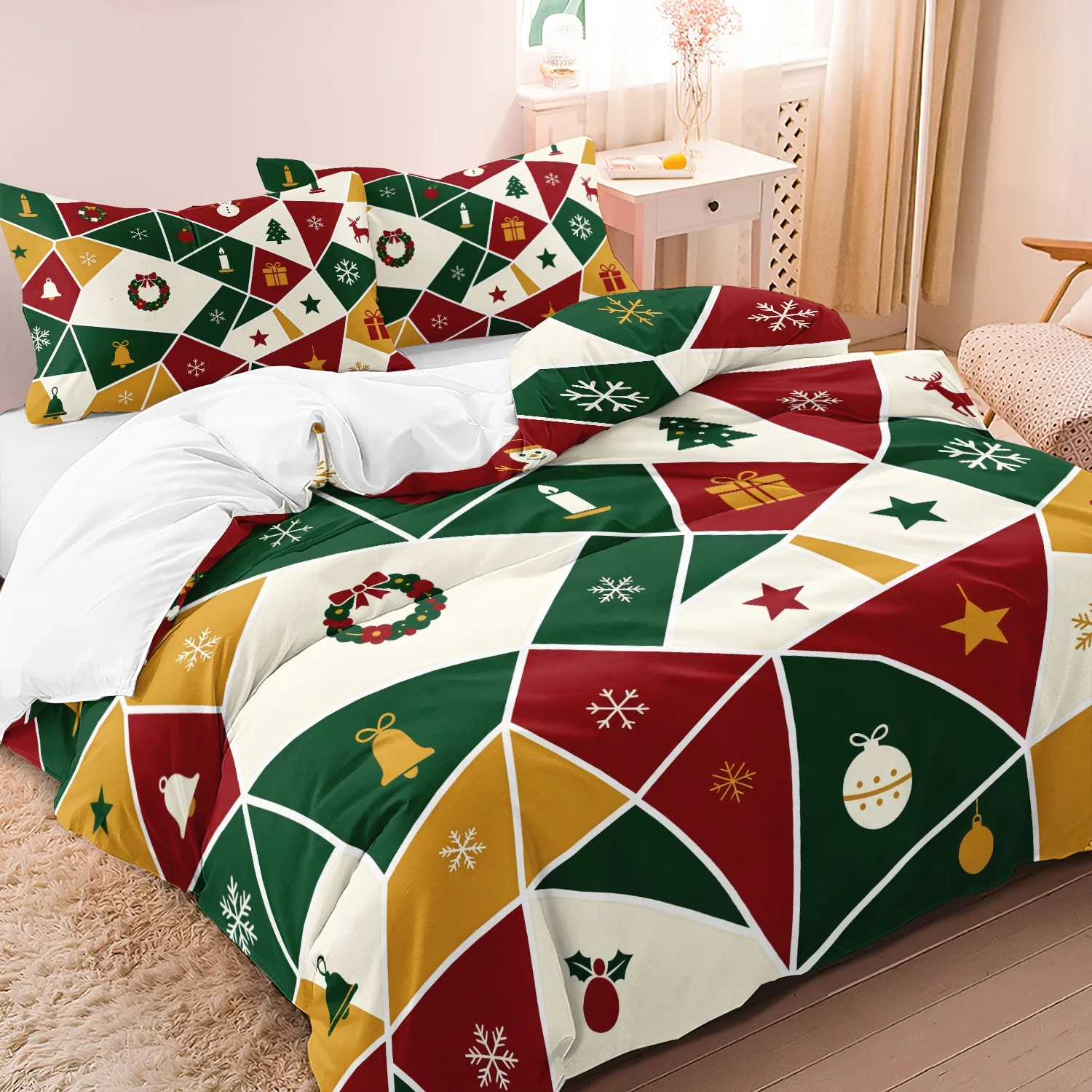 3Pcs Red Green Gold Irregular Geometric Block Christmas Tree Wreath Bell Snowflake Ornament Gift Print Duvet Cover Set