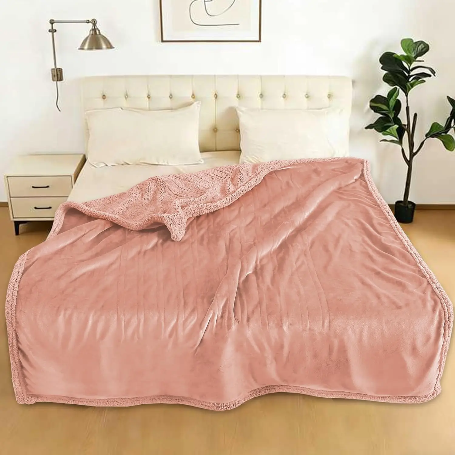 

Электрическое одеяло 50x60 см с 5 режимами нагрева, автоматическим отключением, подкладкой из микрофлиса и шерпы, можно стирать в машине