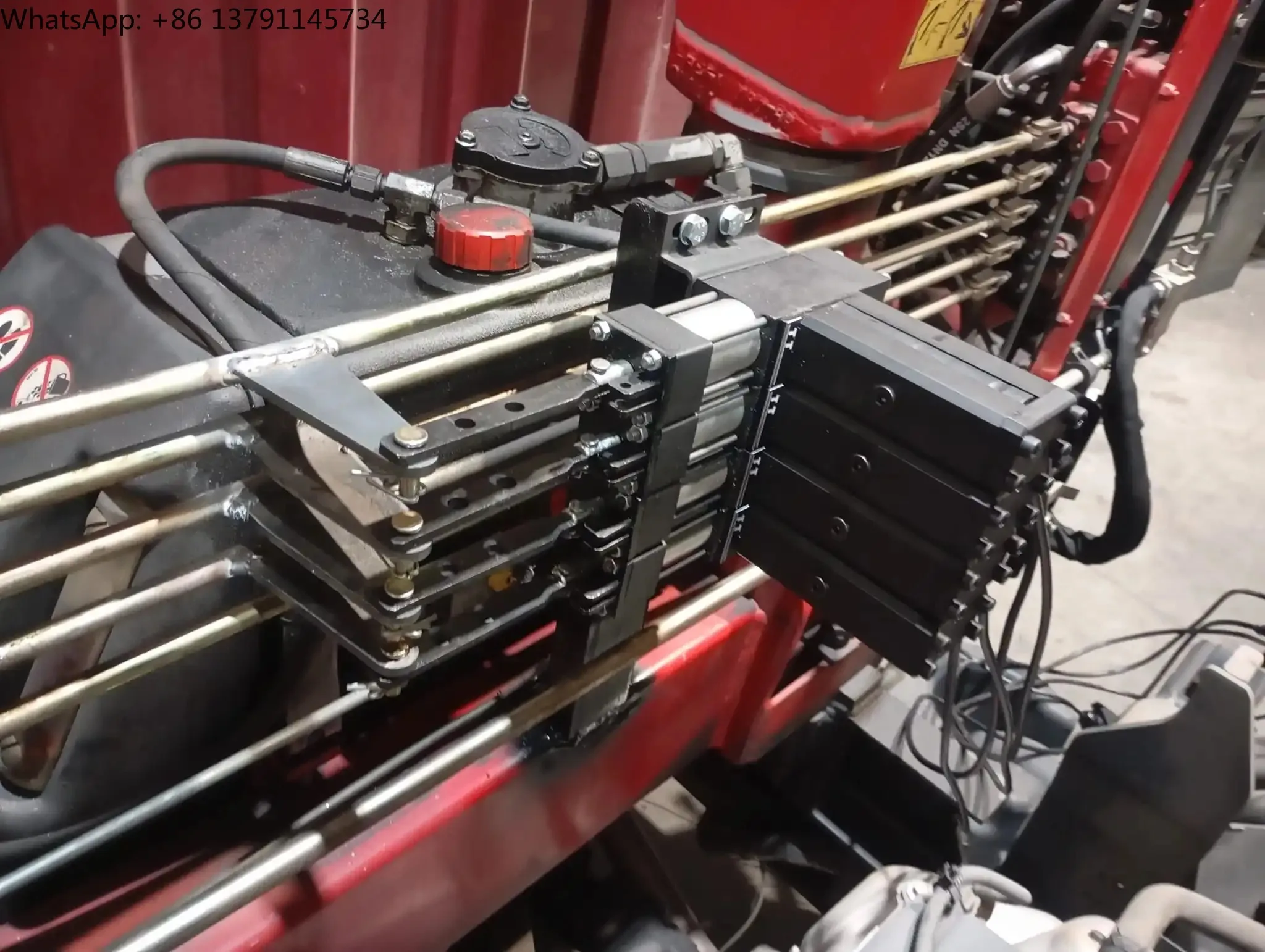 

5 автокранов с беспроводным дистанционным управлением от компании TTS Motor Crane