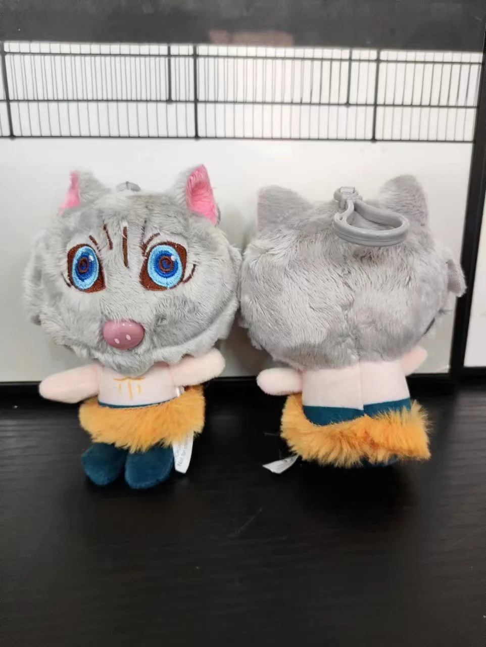 حار اليابان أنيمي شيطان القاتل أكازا روي إيغورو أوباناي تانجيرو كامادو Nezuko Agatsuma Zenitsu المفاتيح ألعاب من القطيفة دمية هدية