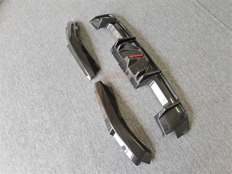 طراز BC لـ BMWS G80 M3 G82 M4 شفة ممتصة للصدمات خلفية من ألياف الكربون الجافة