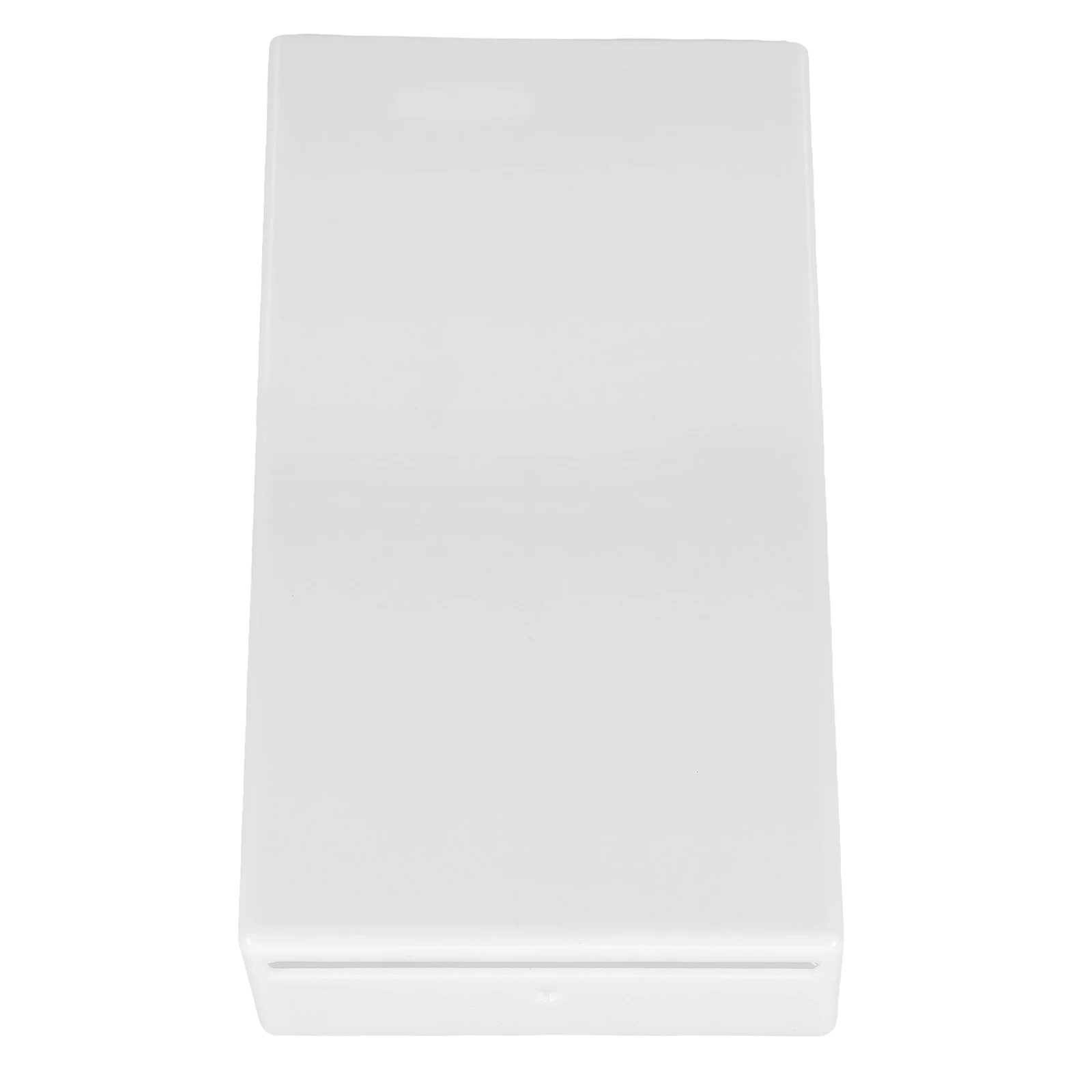 Рисунок 2 - Белый детский сейф для денег