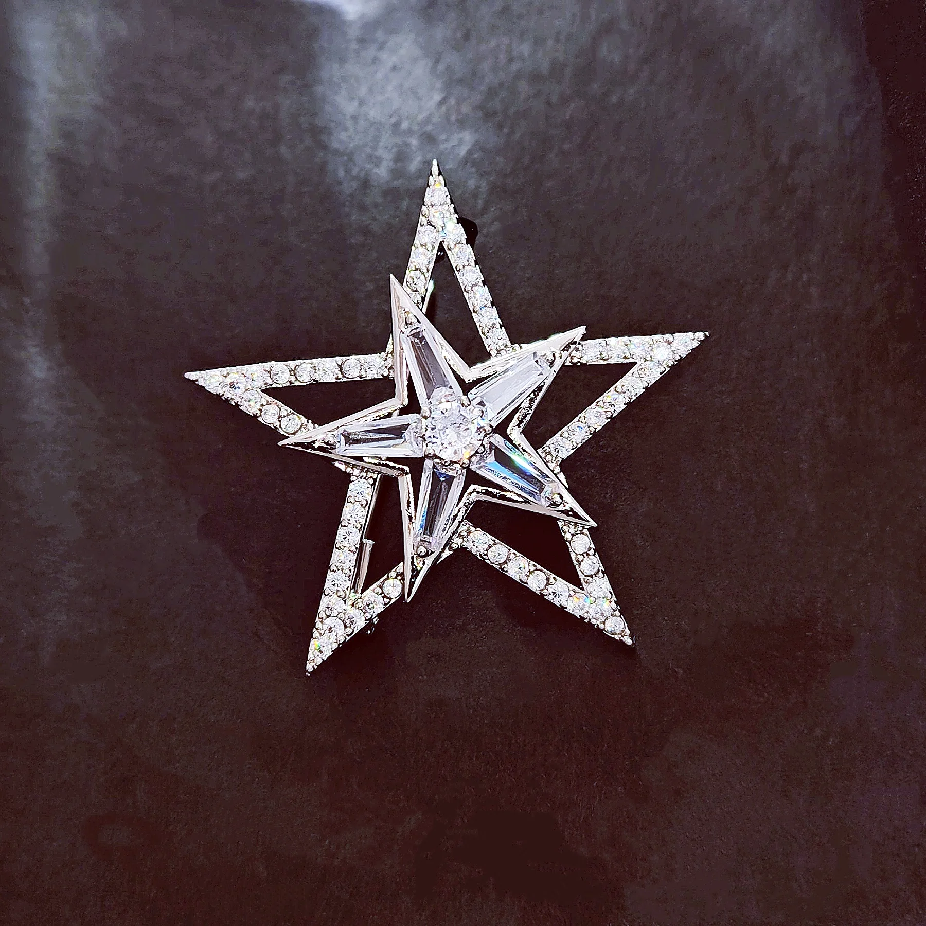 

Double Star CZ Brooch, Open Back, Silver Tone