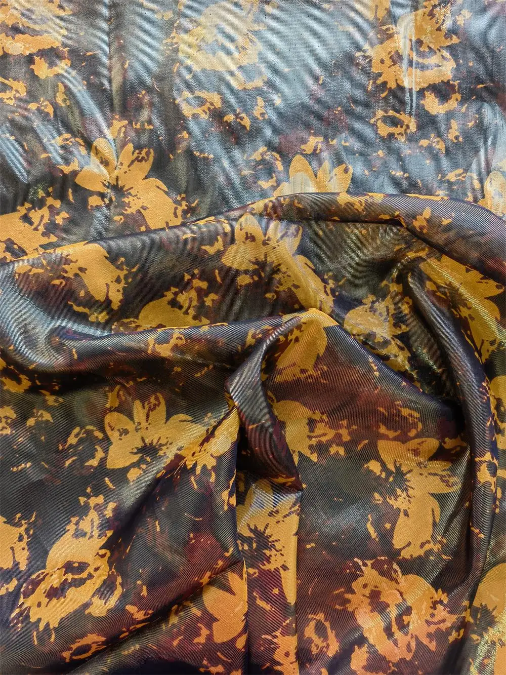 Gold Satin Silk Mulberry Silk Glossy Gold Leather Printed Fabric Light and Elegant Fabric