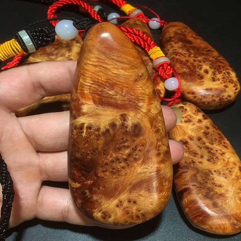 Snqp Chinese Style Lucky Natural Thuja Burl Wood Handheld Piece Wooden Pendant Car Hanging Blessing Wealth Good Luck Amulet Port