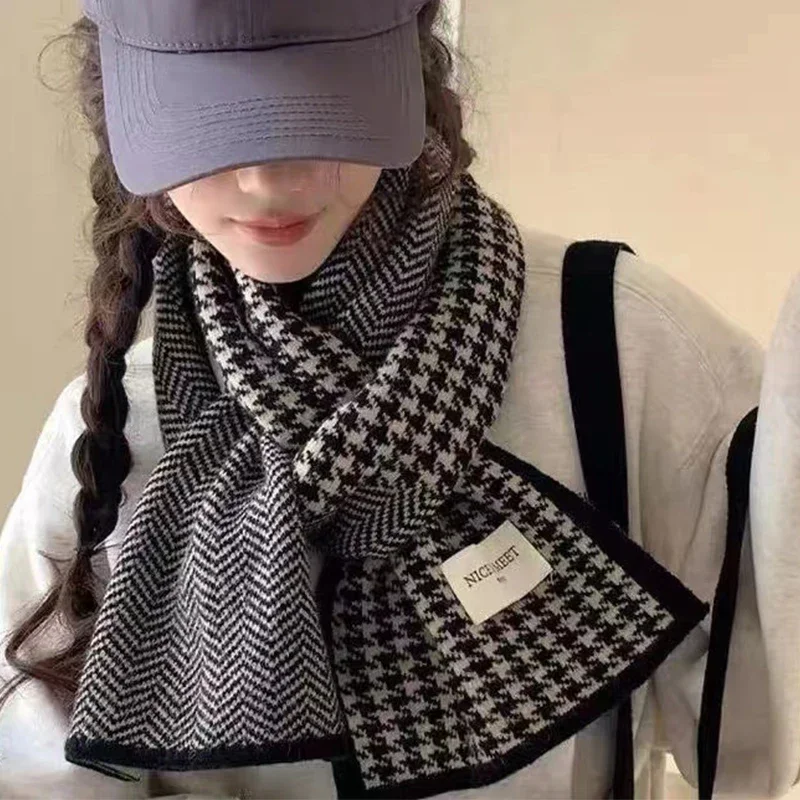 Plaid Scarf Knitted Warm Neck Scarf for Women Korean Edition Atmosphere Feel Winter Warm Thickened Neck Warmer Lovers Scarf