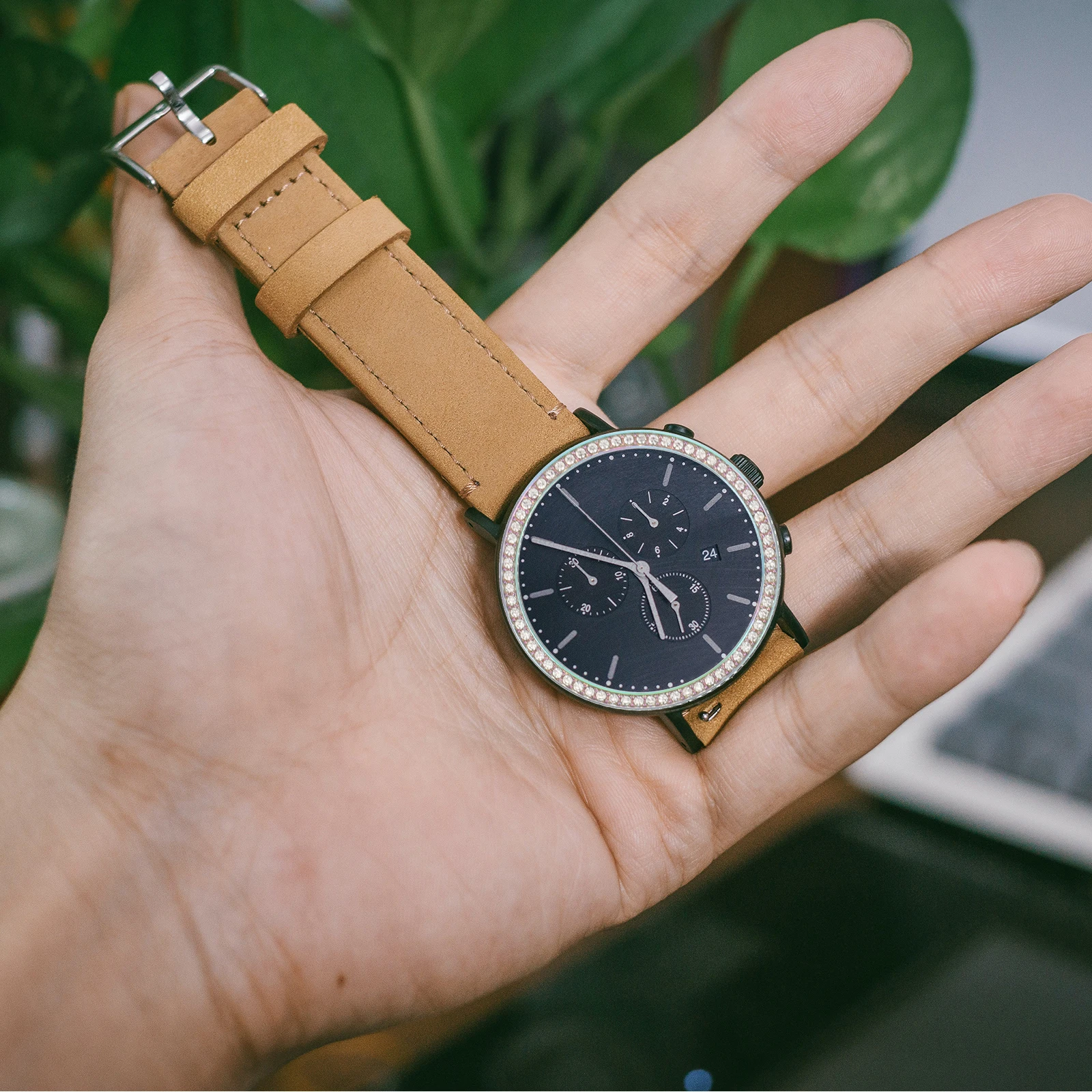 

42mm Shiny Zircon Inlaid Watch Bezel Ring Replacement For Galaxy Watch4 Smart Accessories