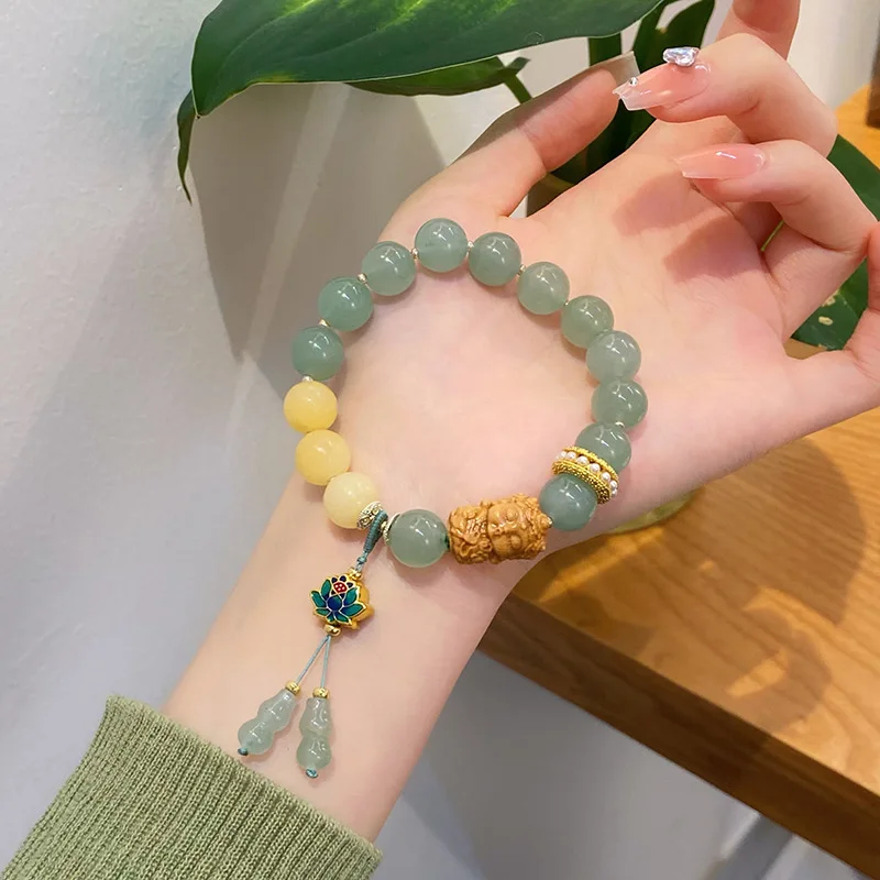 

New Chinese Fresh Mori Artistic Ethnic Style Aventurine Niche Design Walnut Nut Bracelet