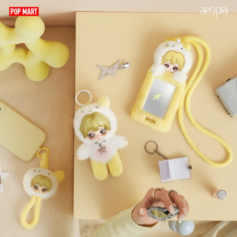

POPMART Aespa FLUFFY CLUB SERIES Card Holder Blind Box Mystery Box Guess Bag Toys Doll Cute Desktop Ornament Collection
