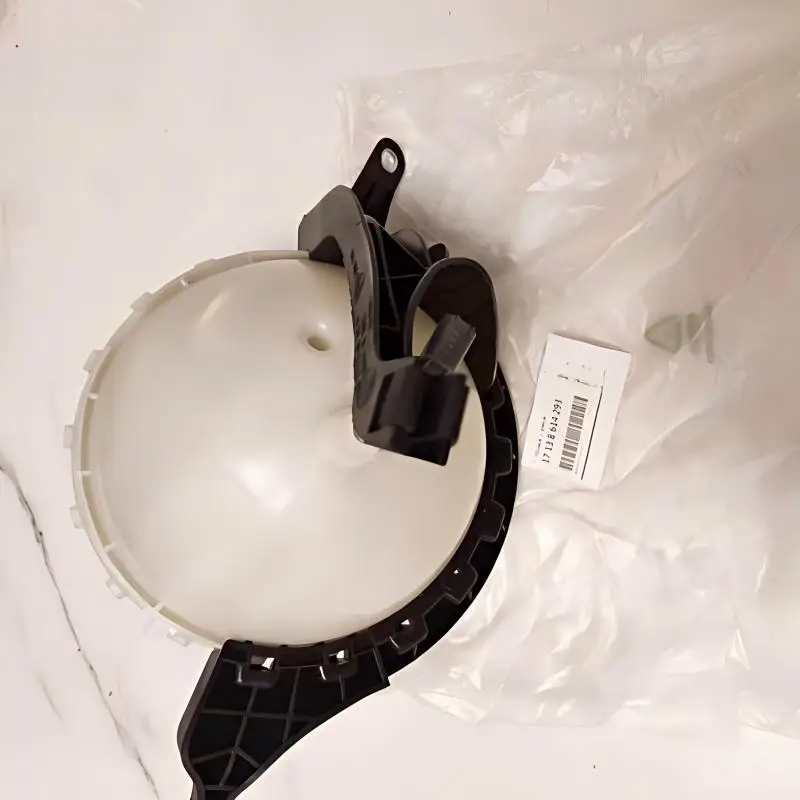 

1PCS 17138614293 Coolant Expansion Tank with Level Sensor 17137649733 17137619189 For BMW 528i F10 xDrive