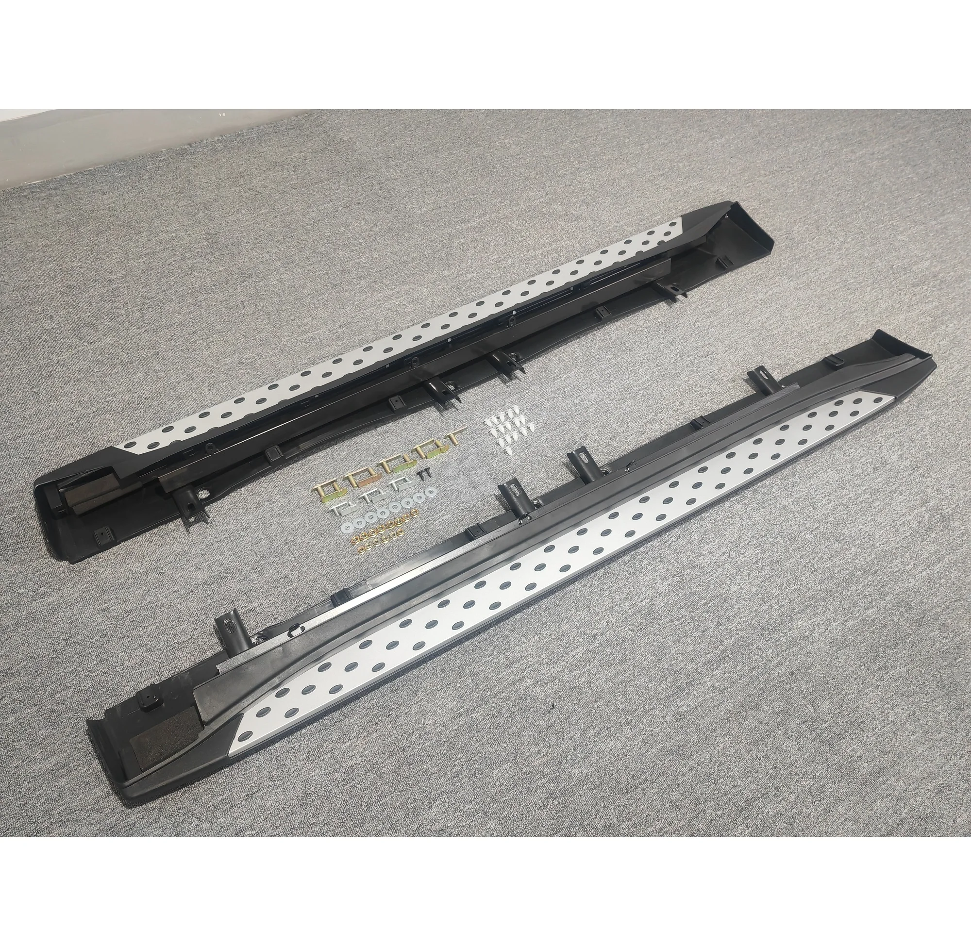 

For Outlander 2016+ Side Steps Nerf Bars Running Boards